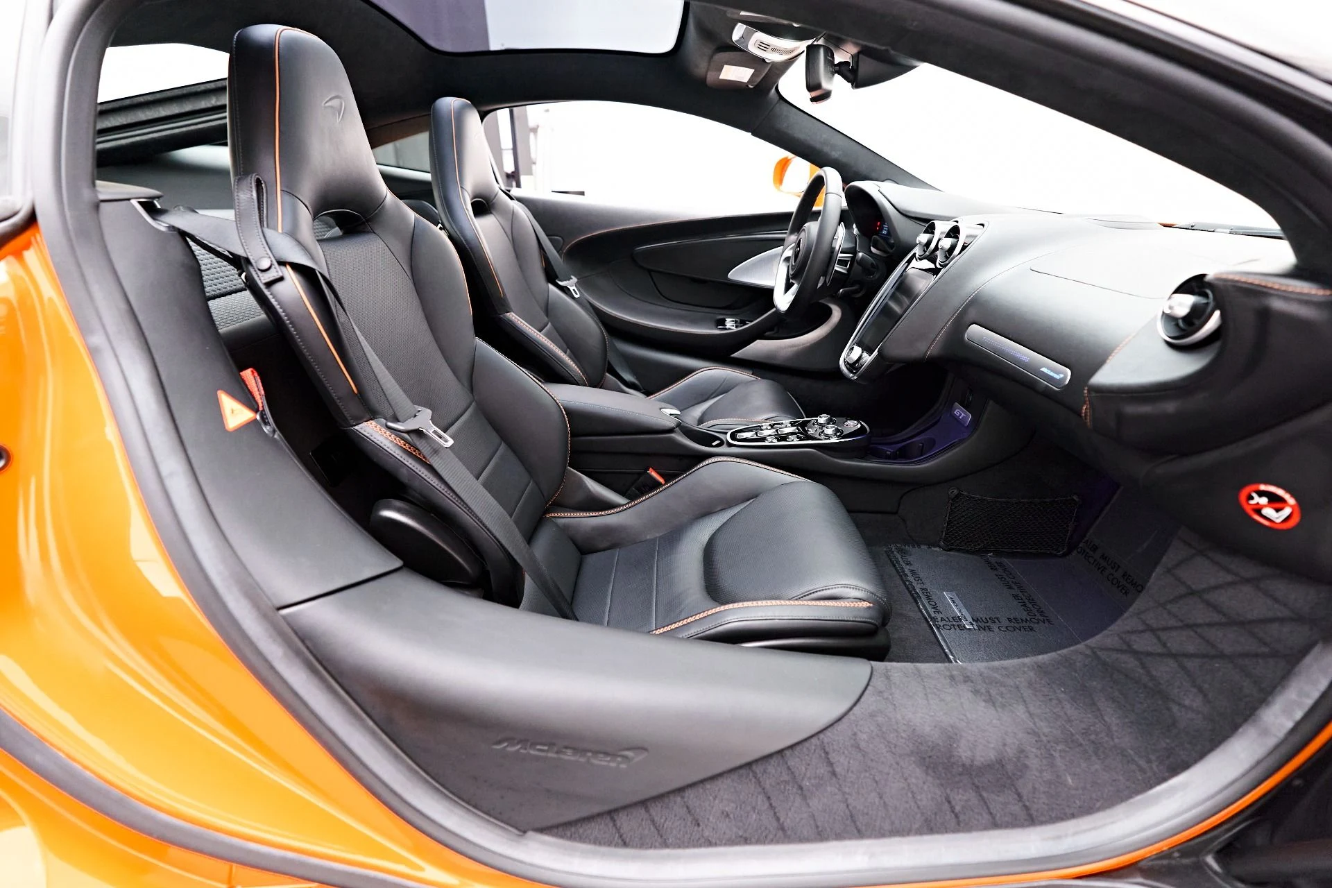 mph030_718045056_Used_2023_Mc_Laren_GT_Base_1712094494_8171974374