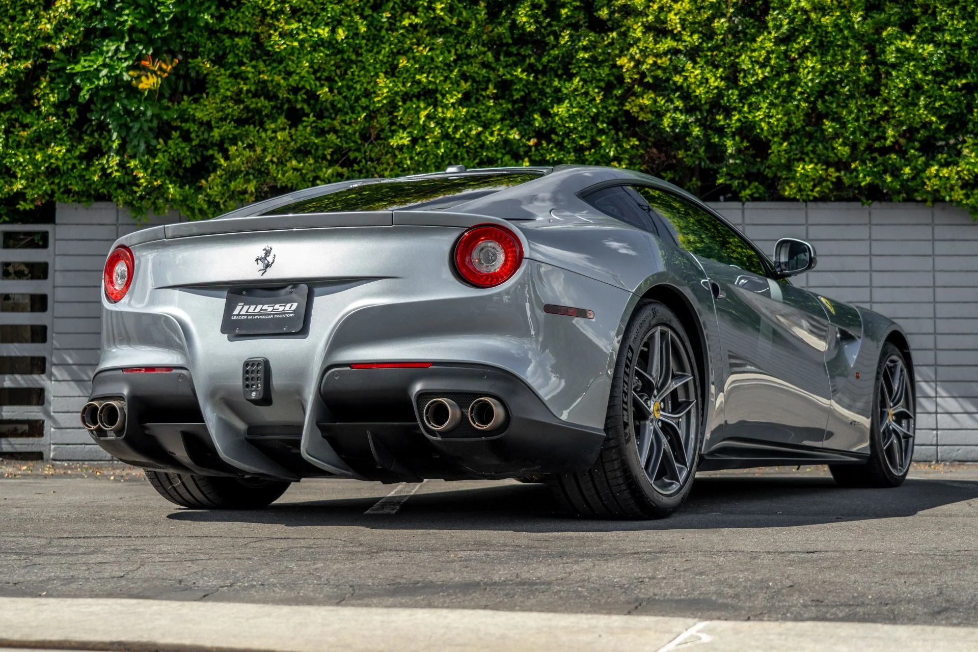 mph030_718565370_Used_2016_Ferrari_F12berlinetta_1760560638_5e7e8ffc76