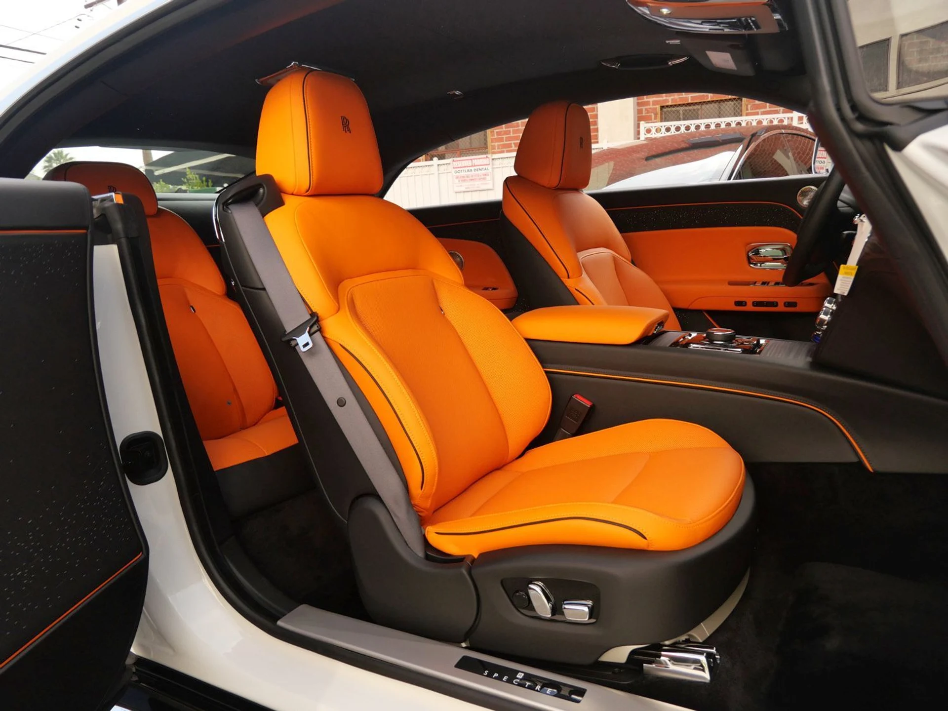 mph030_72505350_c42772361c7350ae456086a7ae5e1c06x_a5d0703e0c