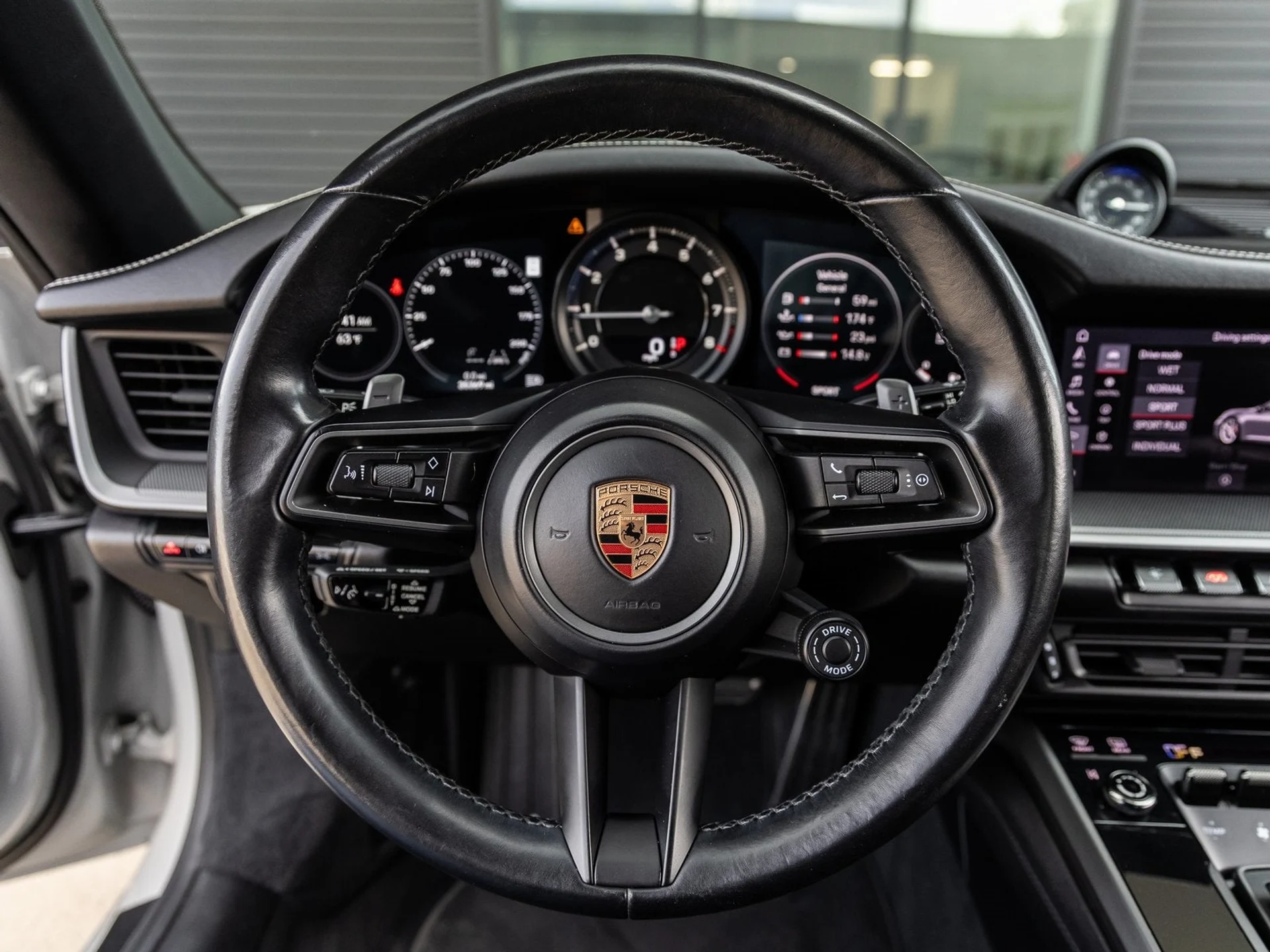 mph030_728668012_31_5cd0c86173