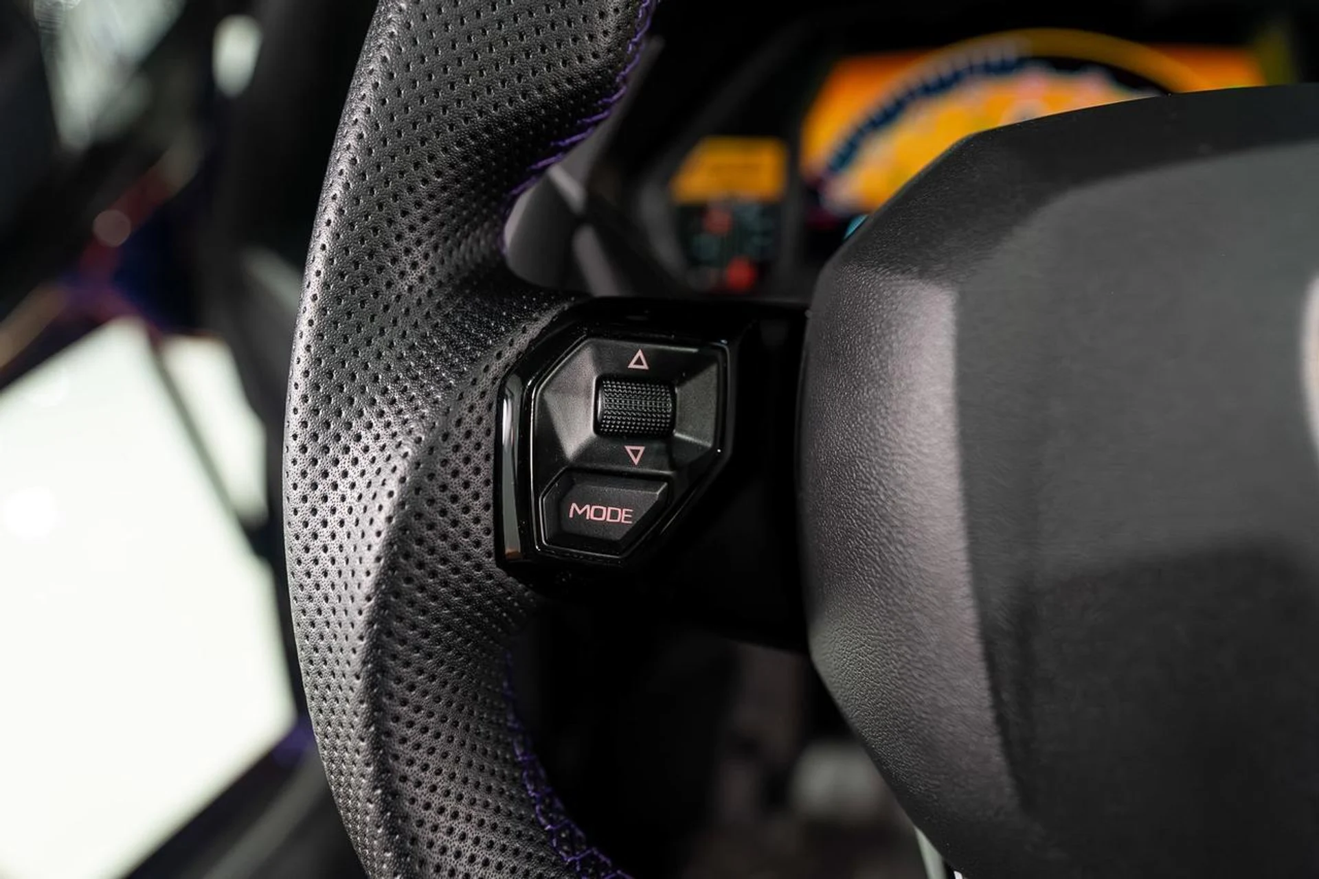 mph030_729299072_e7e3256f8330796de9401453eb03e5be_511302a234