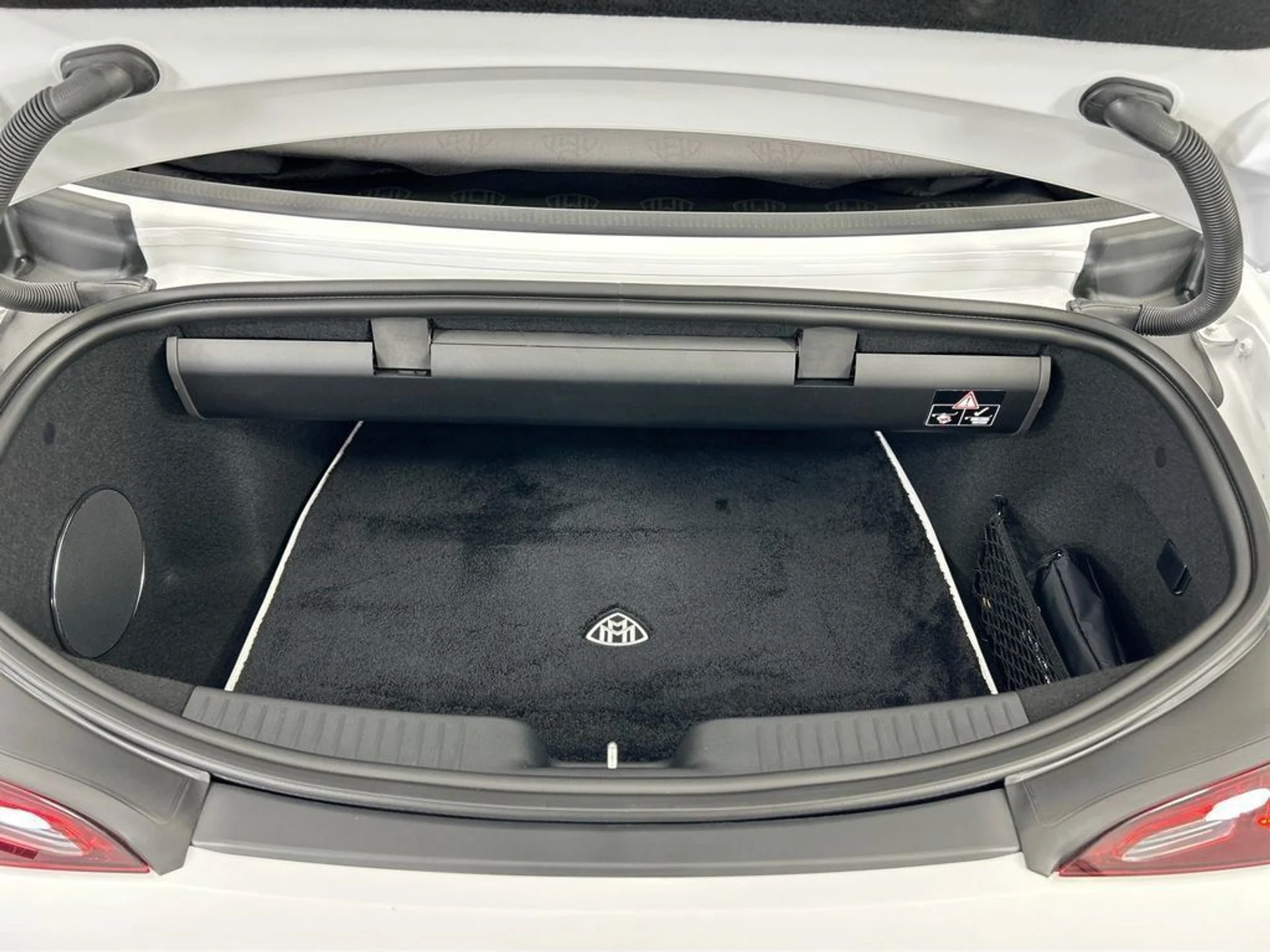 mph030_731940385_used_2026_mercedes_benz_sl_maybachsl680monogramseriesroadster_8119_23003941_31_1024_4b7f30fa56