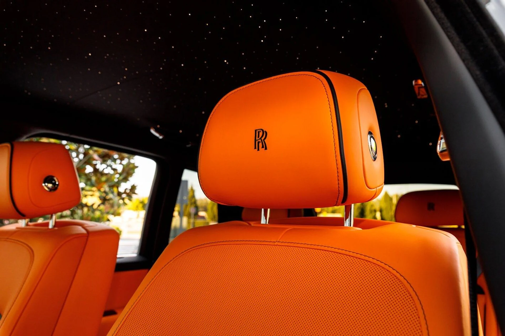 mph030_734900454_6875bc4c311df4d73b687bf8688c1283x_e44bf3c4f8