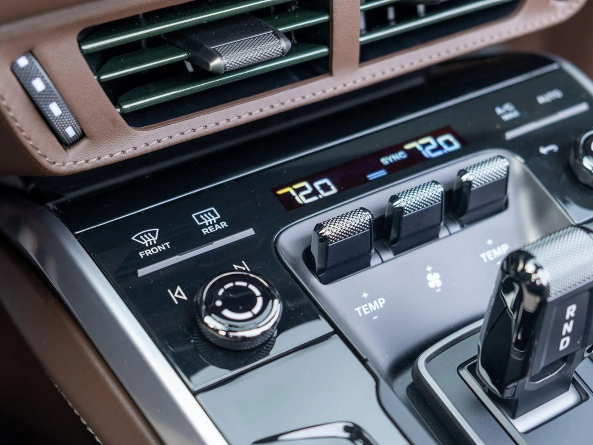 mph030_73550039_Tsa0p_MN_Ai_FKVG_4f_N_Xx_Jkc2_YVIM_8aae86071f