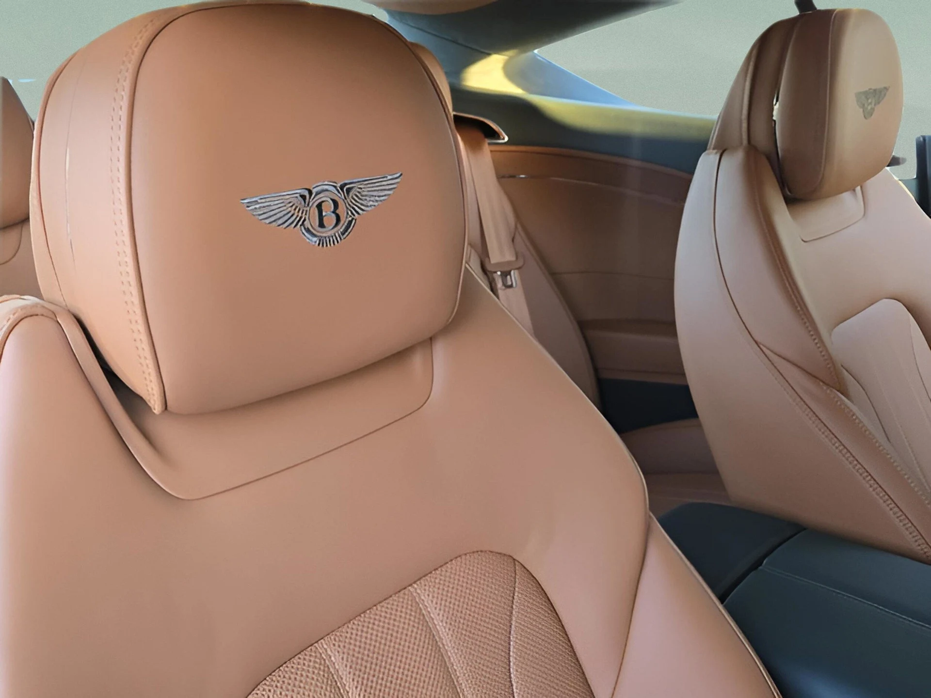 mph030_742845821_6832f38e2827ddec69117d03d8d0b422x_6537075e7b