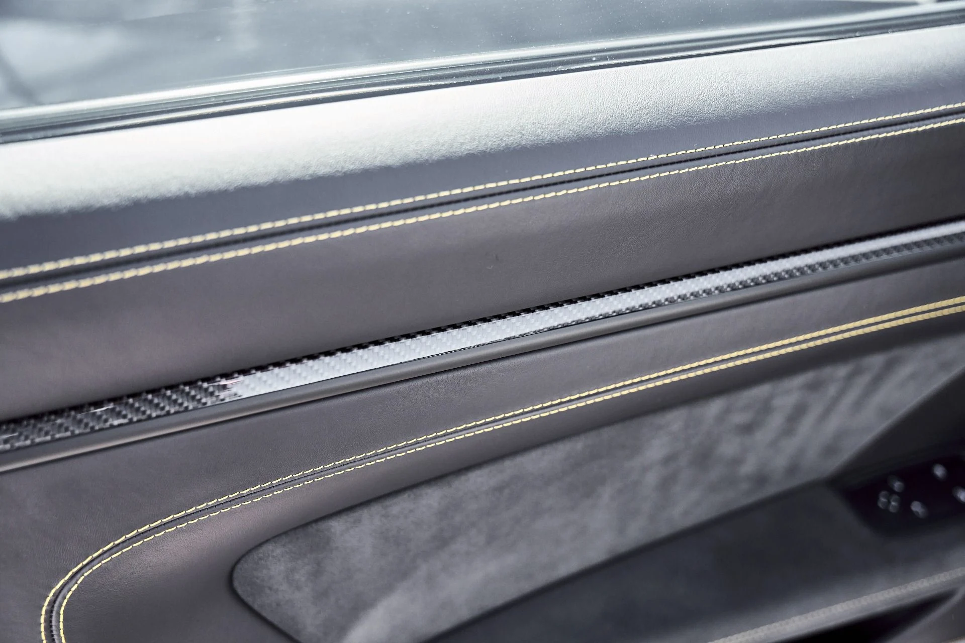 mph030_745542794_Used_2023_Porsche_911_GT_3_1776823177_1b256bb4e2