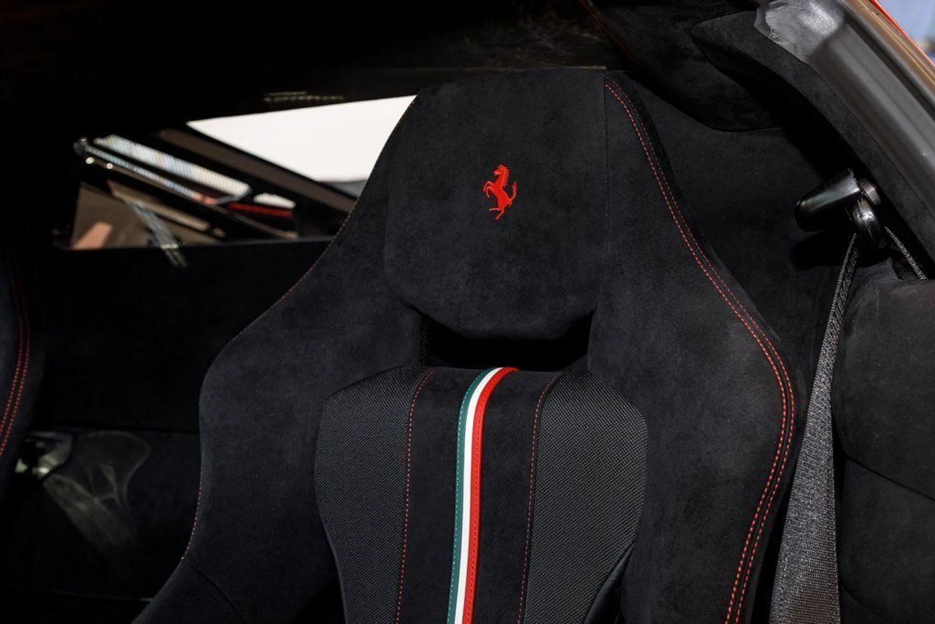 mph030_760855893_fe242ad2b0ba8a6c1a28f39f4e0d3234_8c73f096c6