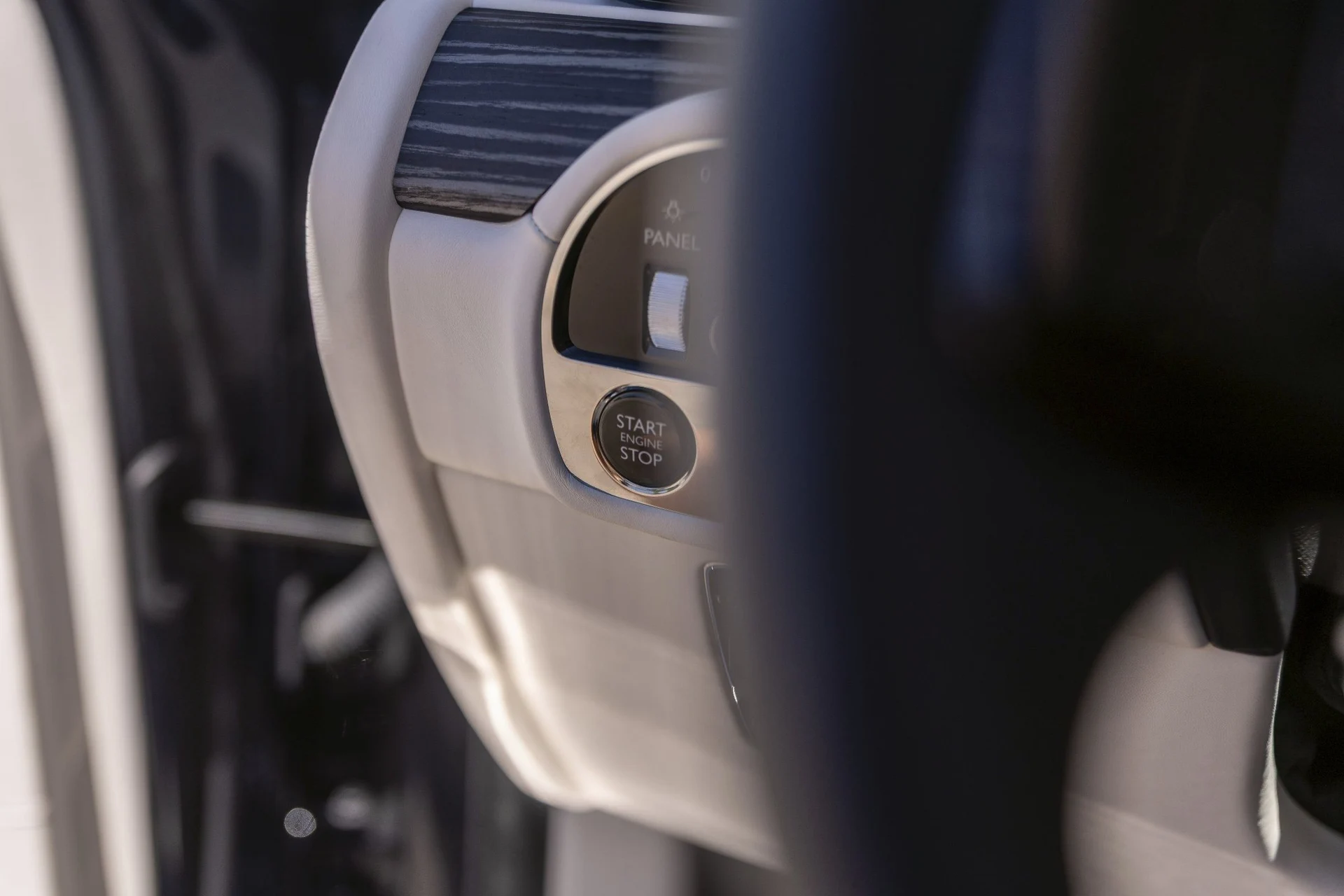 mph030_766117666_Hi_Tech_Luxury_Imports_LLC_SCA_13_GZ_03_SU_230190_image_30_3724fbe98d