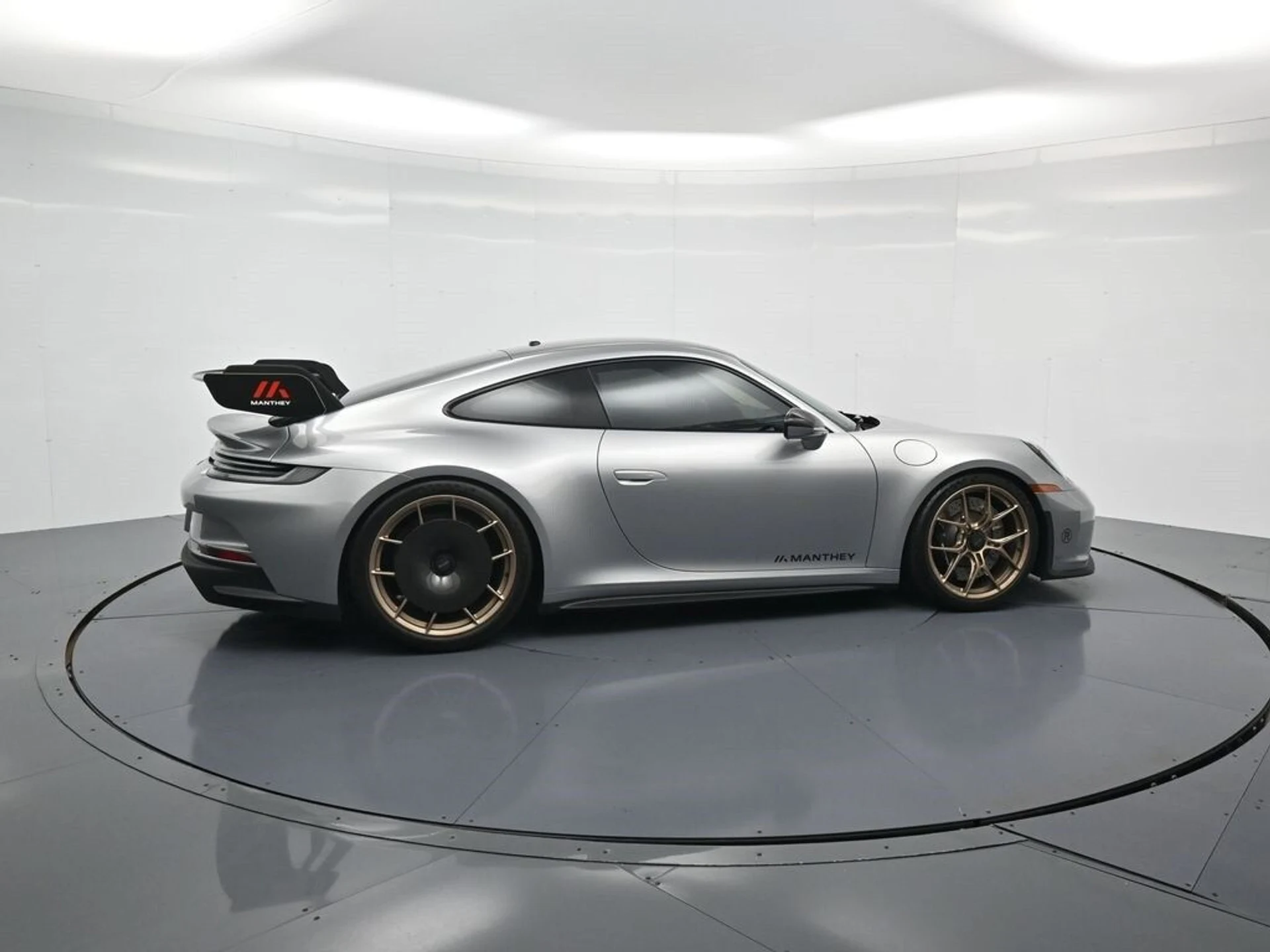 mph030_781382225_85f9ef13b94229330eaf9124a3e1a1fcx_2f6ac786db