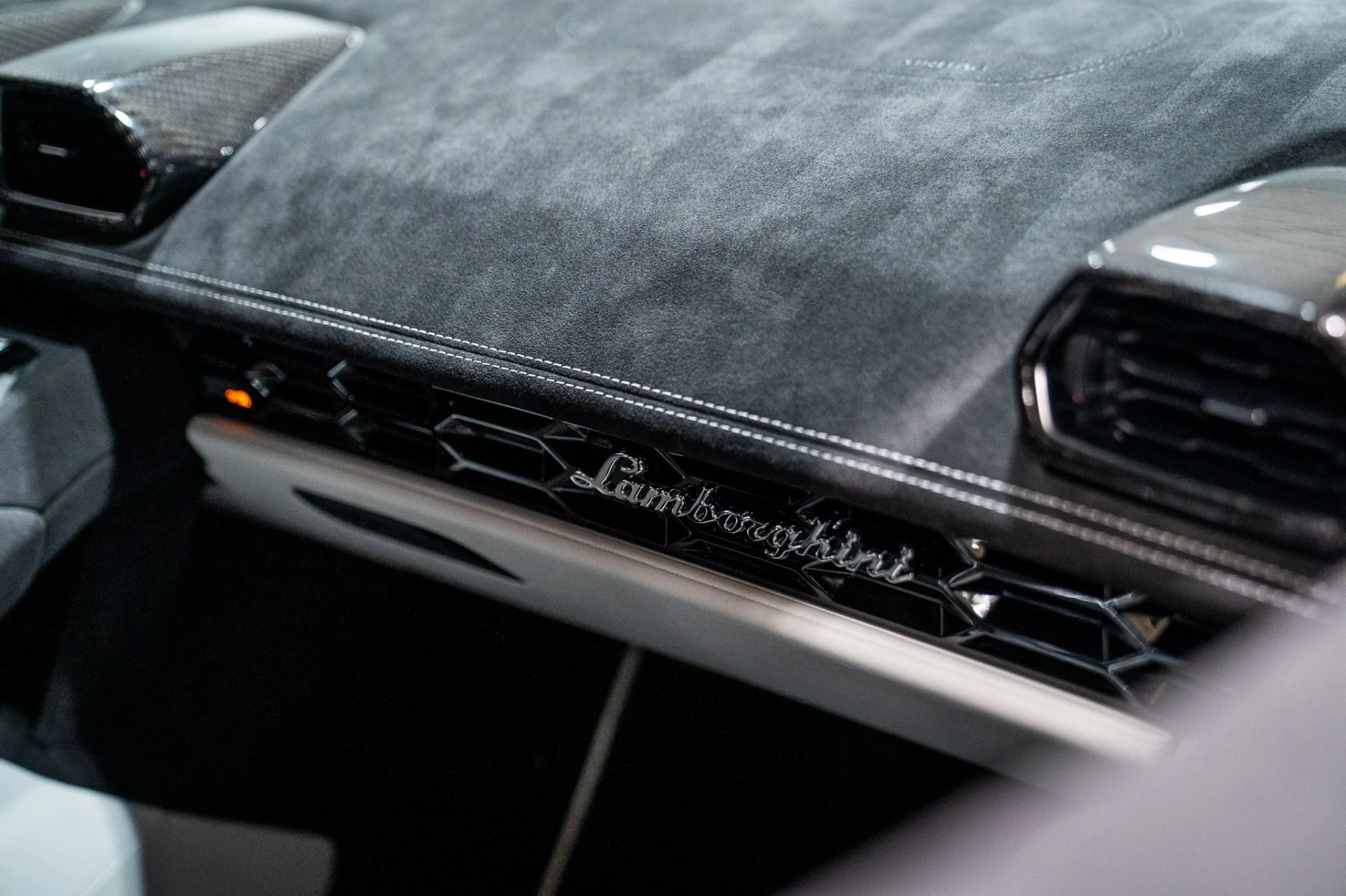 mph030_781443686_Used_2023_Lamborghini_Huracan_Tecnica_Ad_Personam_Paint_Extended_Warranty_1770324392_37daa8ff0b