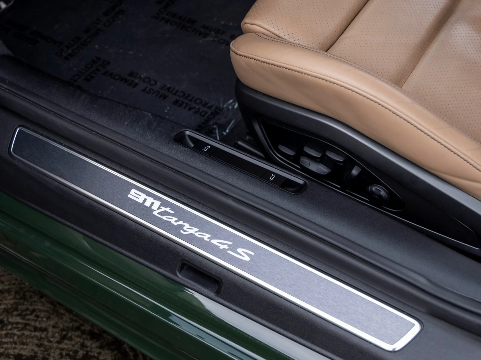 mph030_781865750_31_61266af2b6