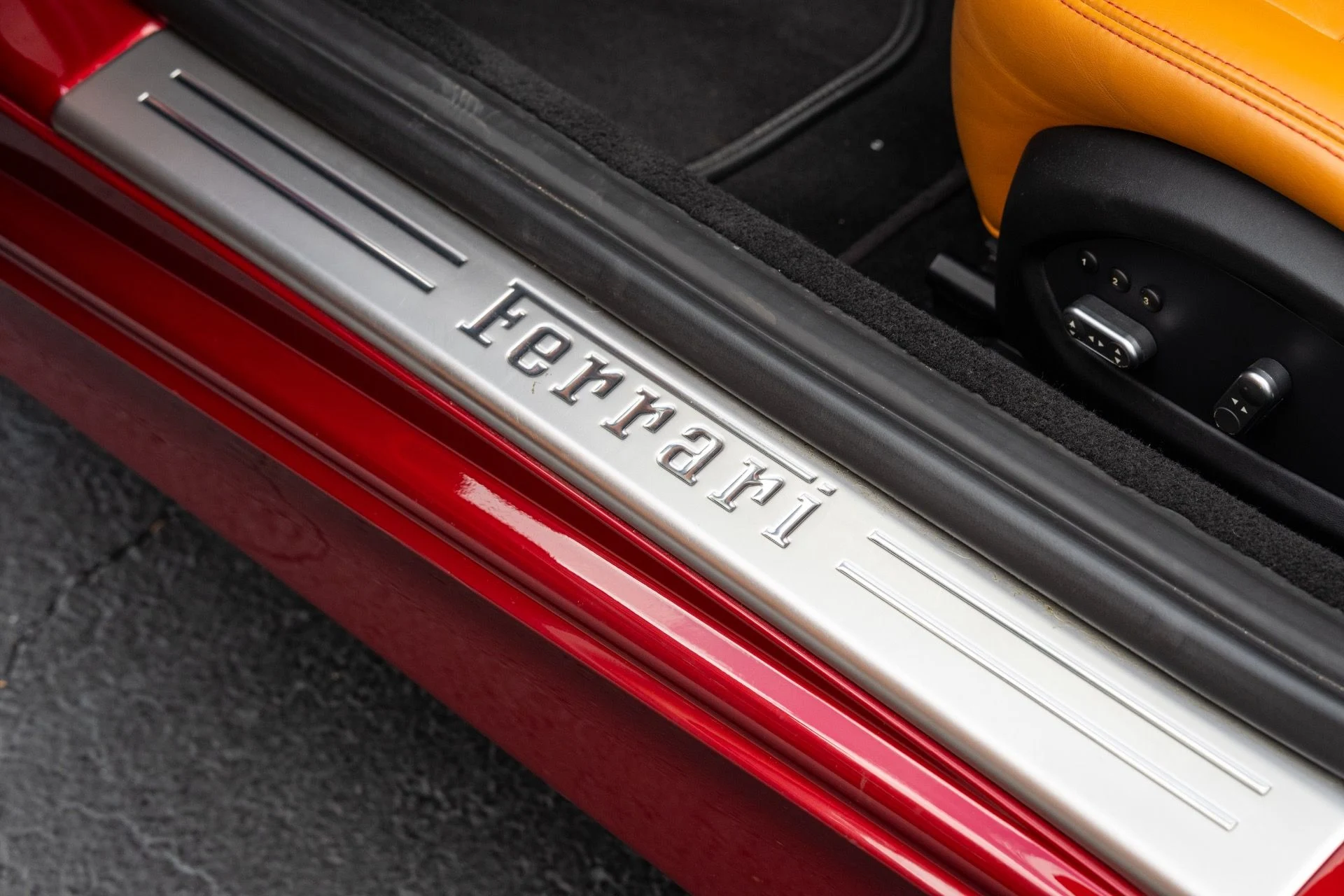 mph030_784867972_Used_2015_Ferrari_California_T_1773337239_8eac0d5864