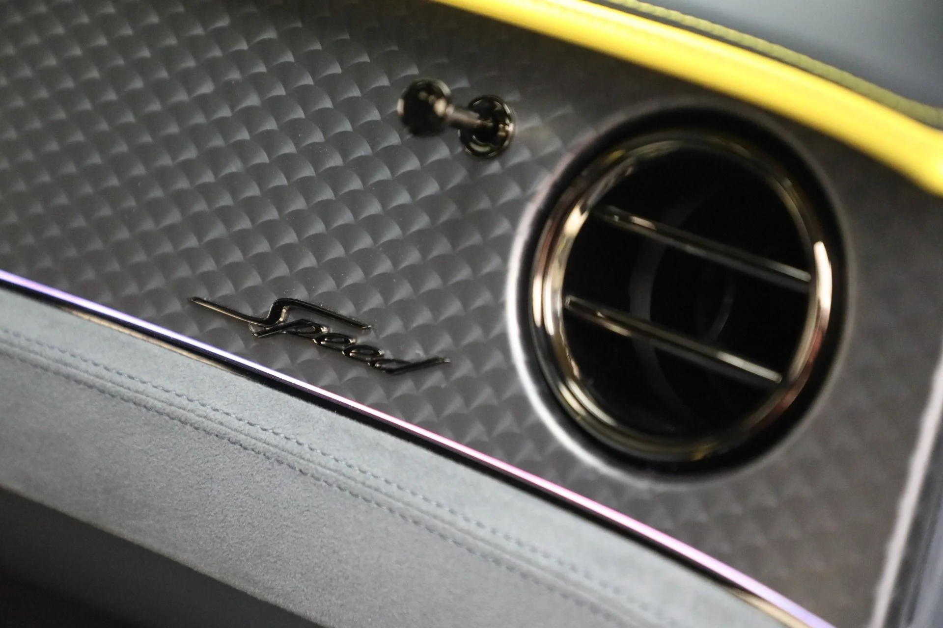 mph030_785372944_New_2025_Bentley_Continental_GT_Speed_2ee90afcfe