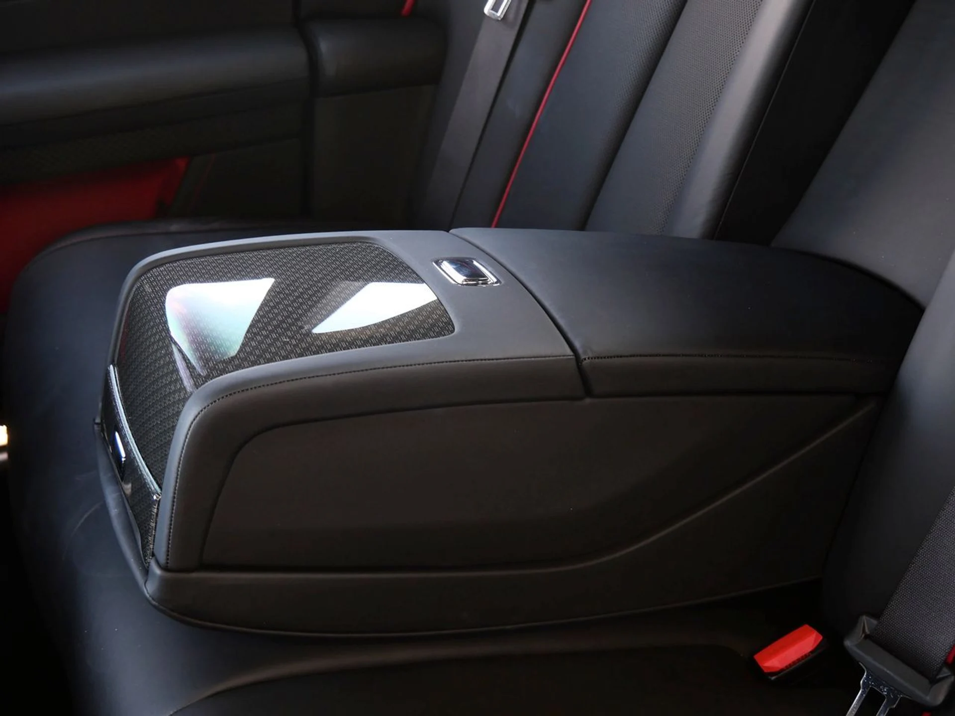 mph030_789169301_ba9017130dfed53fc74bd25f479971ebx_232f445238