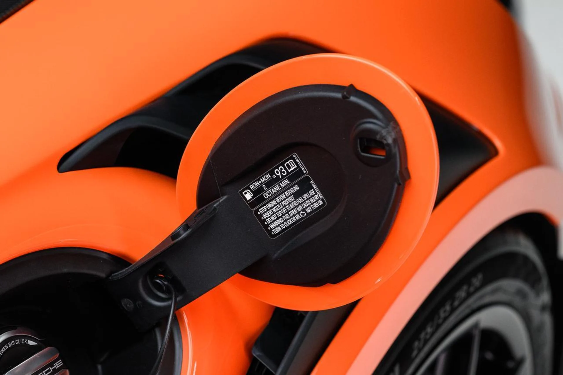 mph030_796356958_cf83068eb31ba450fef164a54415eb2e_8b34352ba6