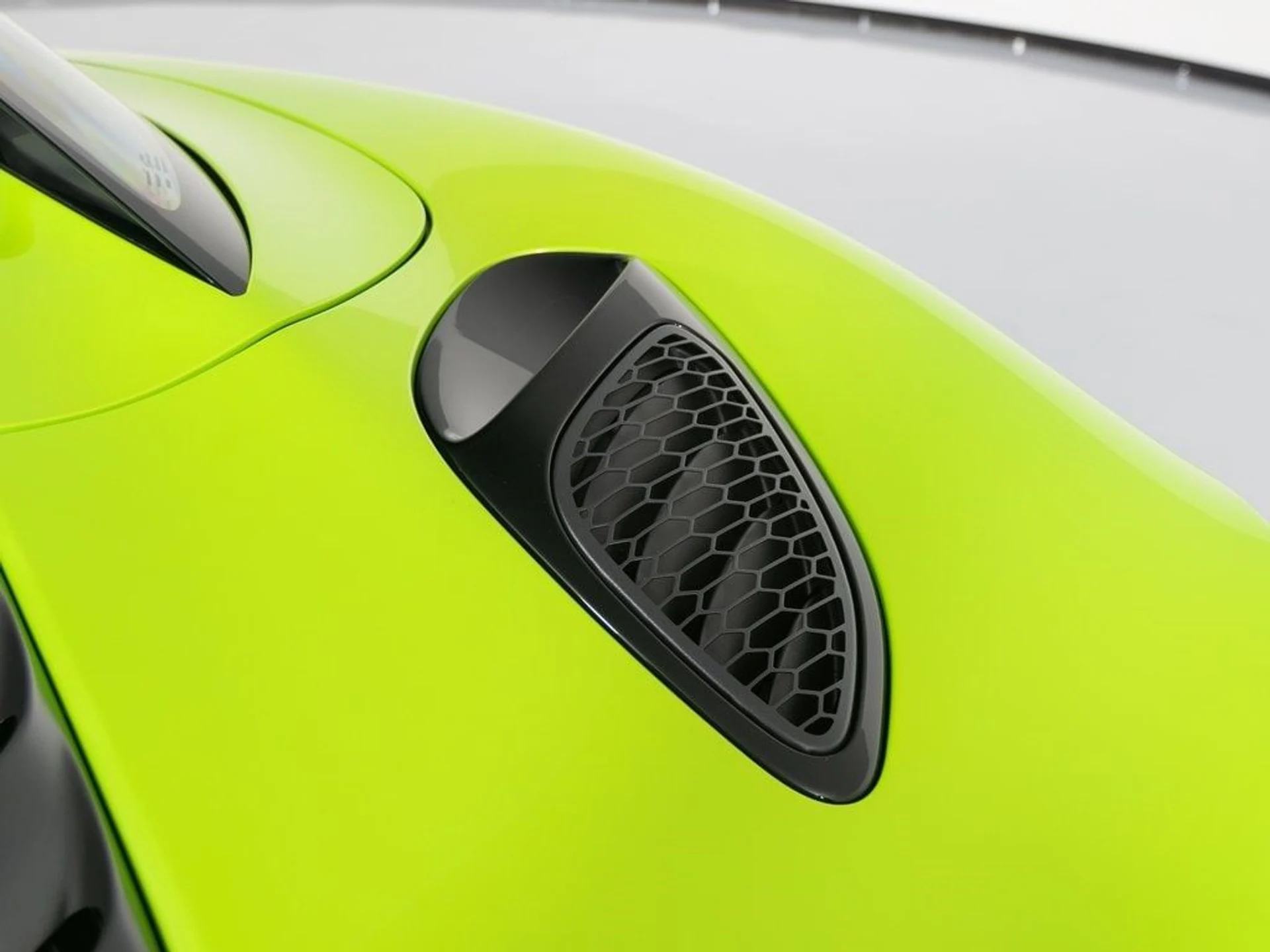 mph030_802315135_c9b2c440314127b2b4e3c4c7c09ec40cx_58e4bb3ca2