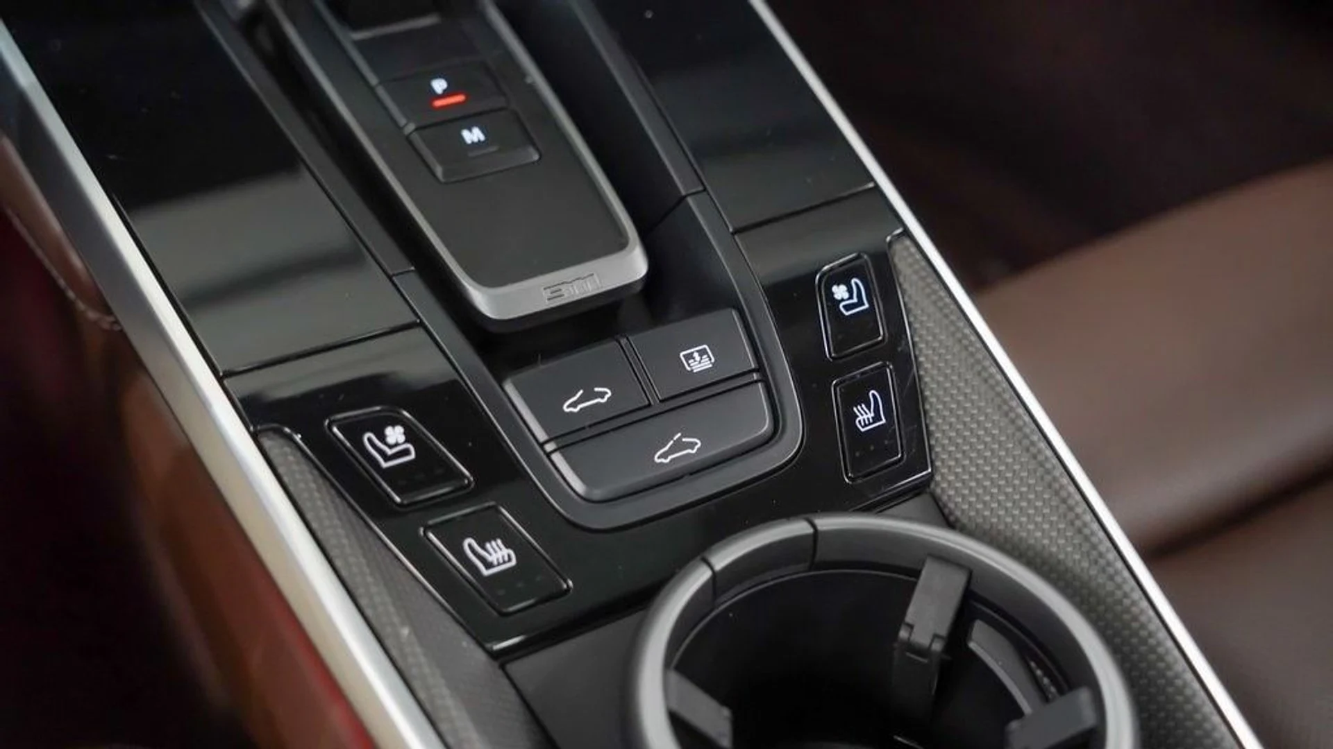 mph030_811696048_0746202810385c20ab59faf25df1fa69x_d4887a70ba