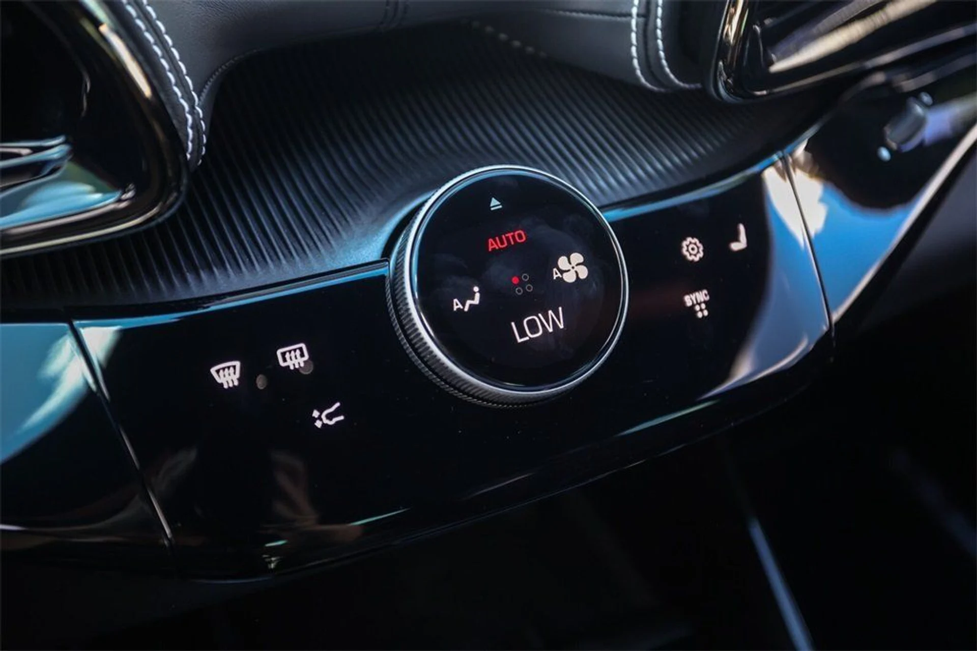 mph030_818593572_04ac343896bff84b34a7580b8814ee33_5c6125fcfc