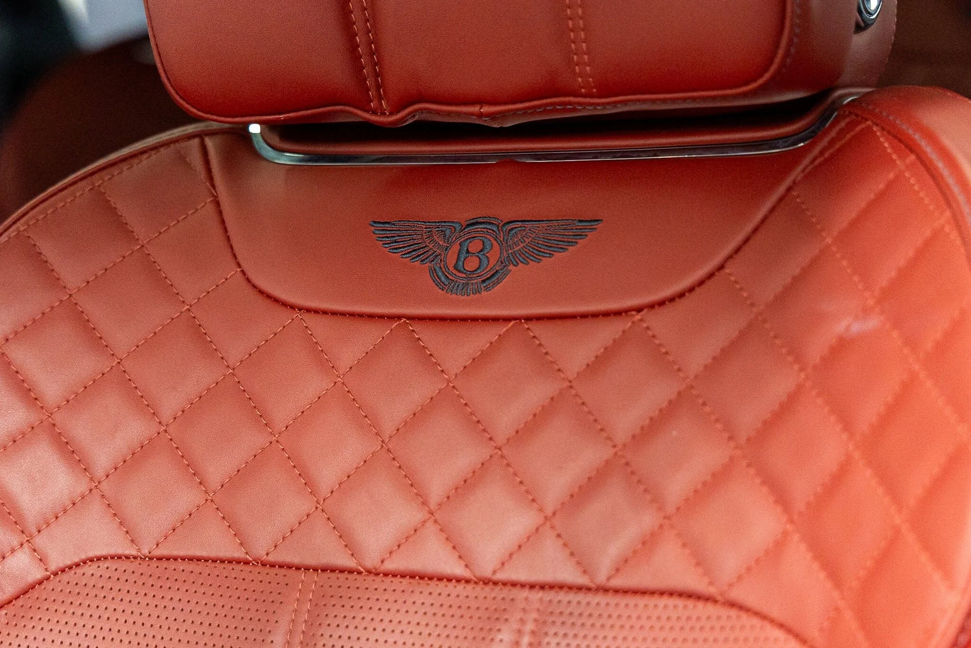 mph030_819046748_483fb87b7aa4ba8a9ffcc8a0ee90da07x_5c4128c5fe