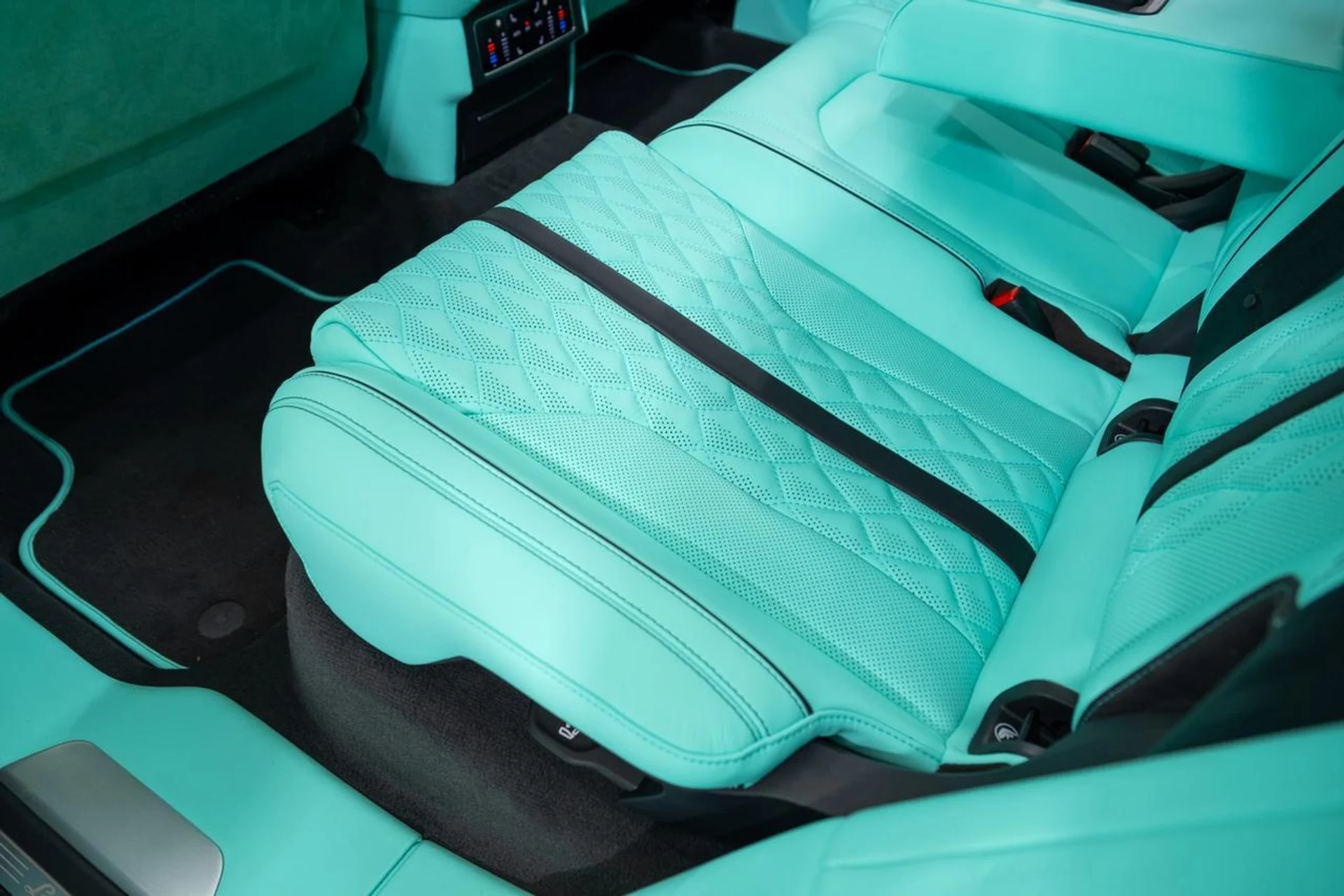 mph030_822312741_e6c8cf461ace60598be5fa67d0ee5a9c_95c2d460d1