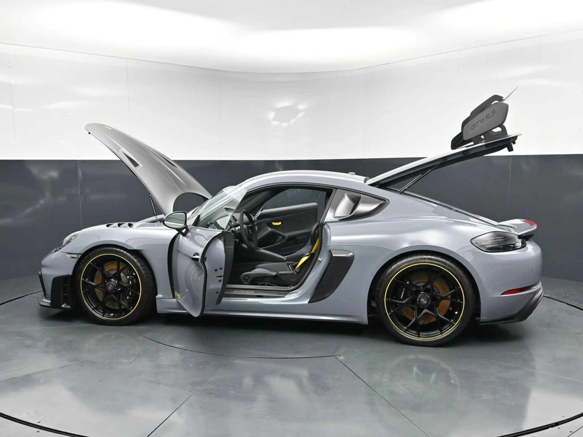 mph030_823080430_840d3b32c8e1477d2eb6a16a5ce3aa36x_3126ef0387