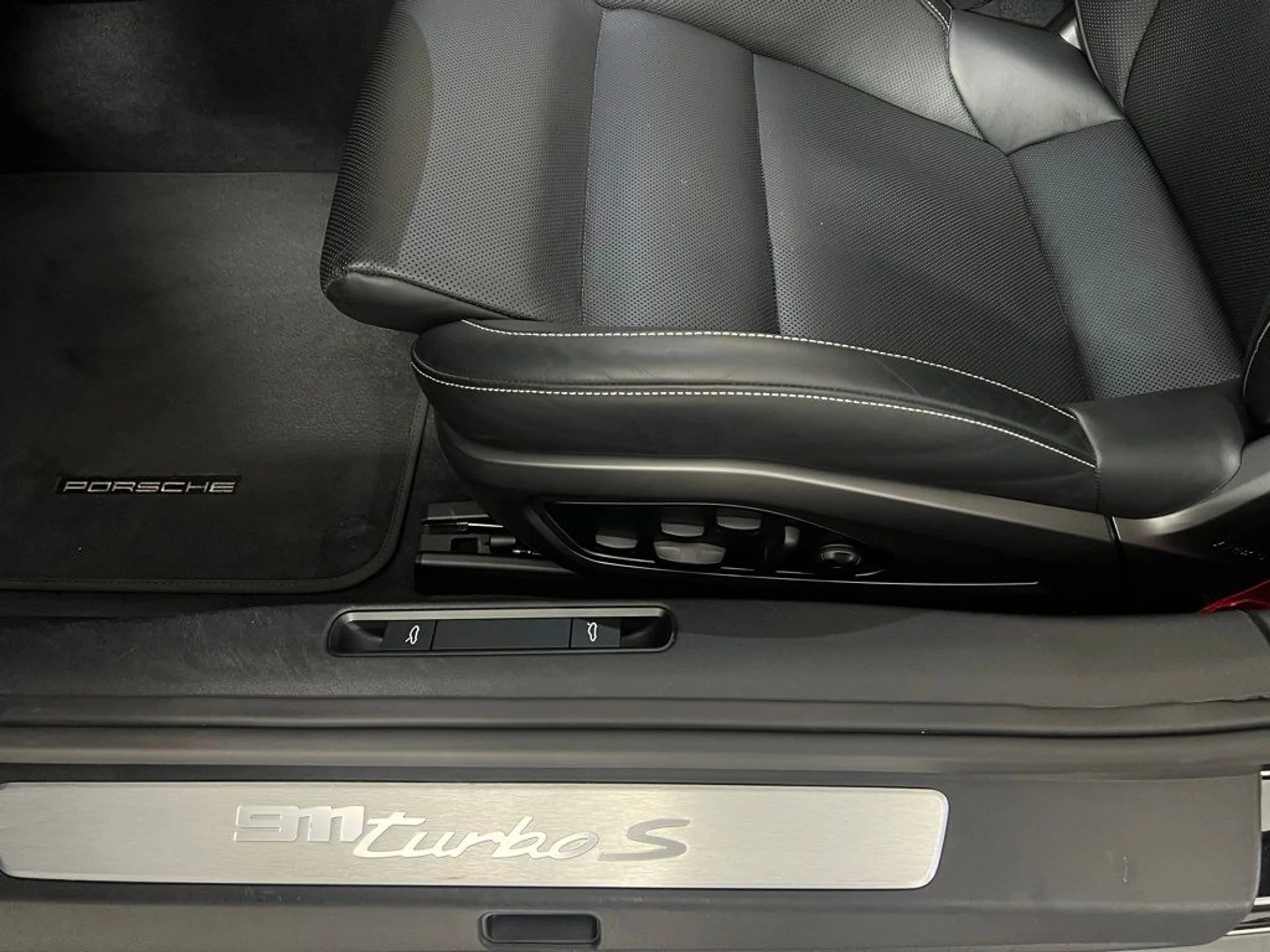 mph030_823544997_3a17286cce8e391f7b0106b306bebf42_37636dbe5f