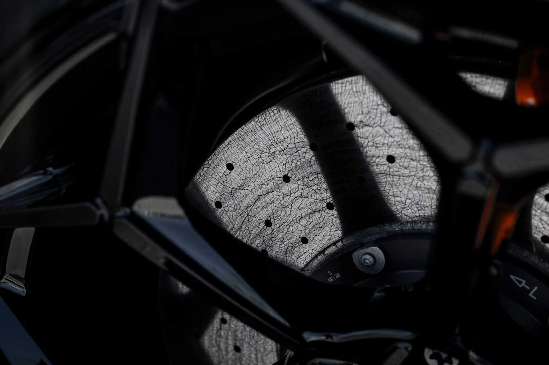 mph030_831777858_15483784065736d5fb69e94d9d36c47fx_da3eed9371