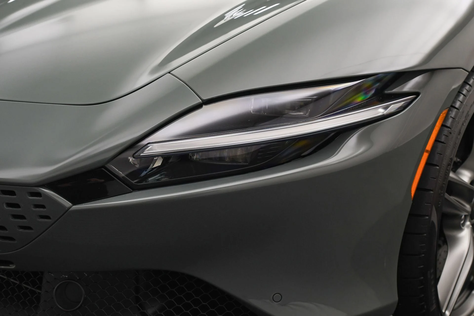 mph030_83355043_26740b717b0a4168986ea74513c85336_6af4157d2b