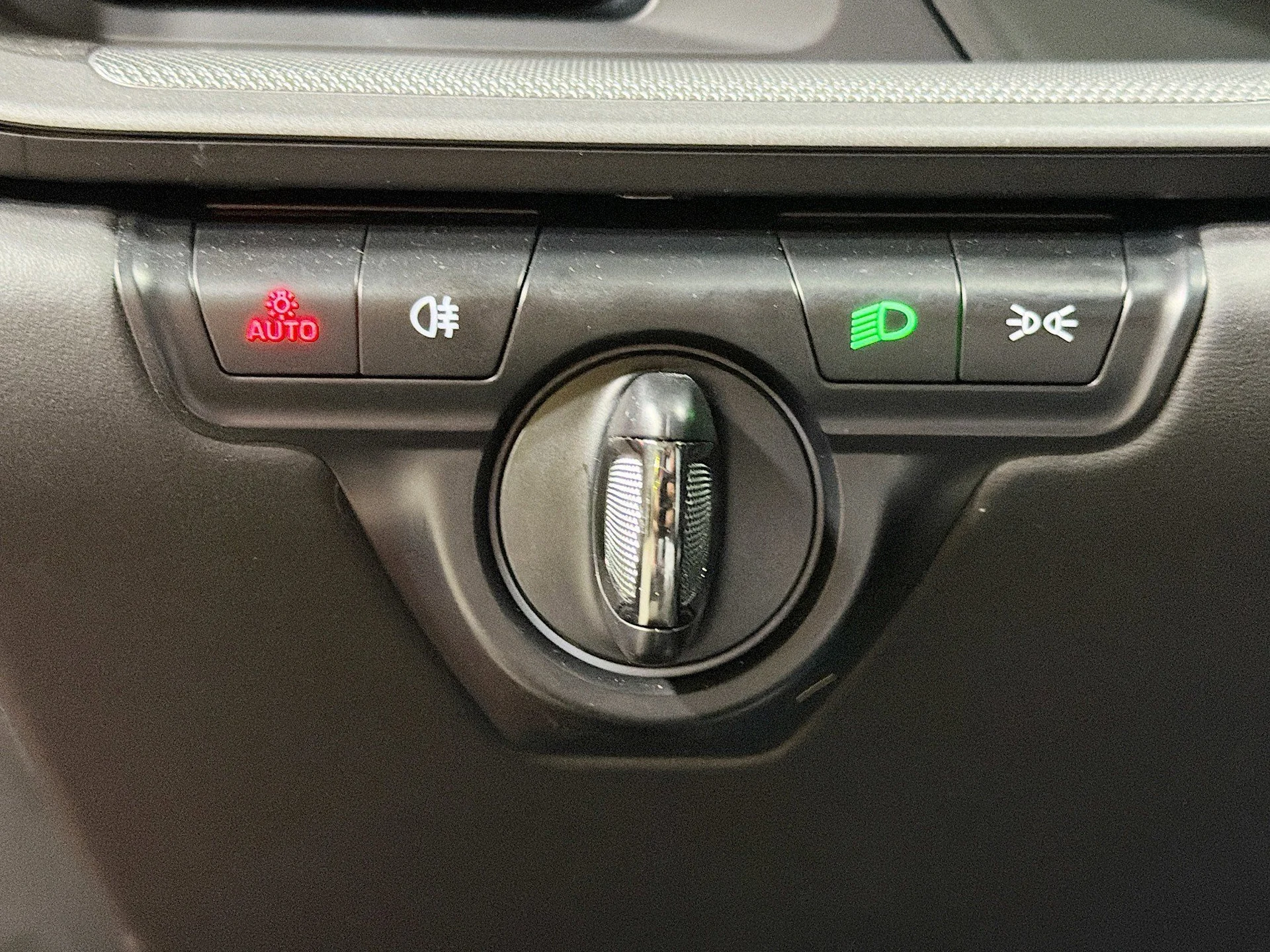 mph030_838671996_12932f2cbc344d85a3ed9d0f6433d633_9524d675e3