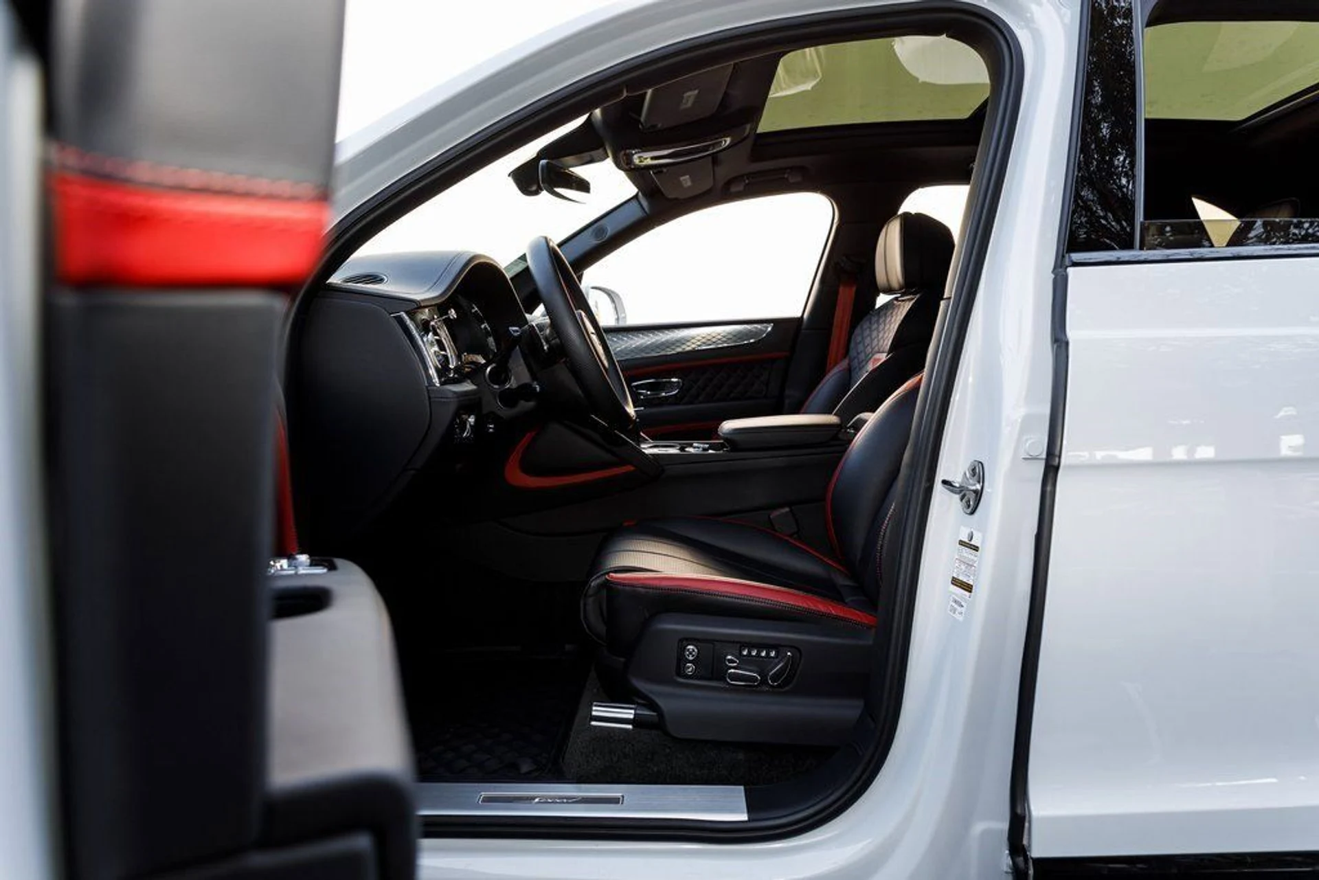 mph030_84512538_8ebbc7ffec8b24f94b1159a947278955_41e6704356