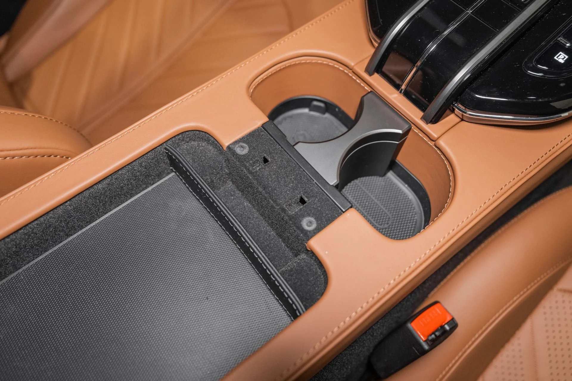 mph030_84528677_New_2026_Aston_Martin_Vantage_S_Coupe_1767380172_a900c01399