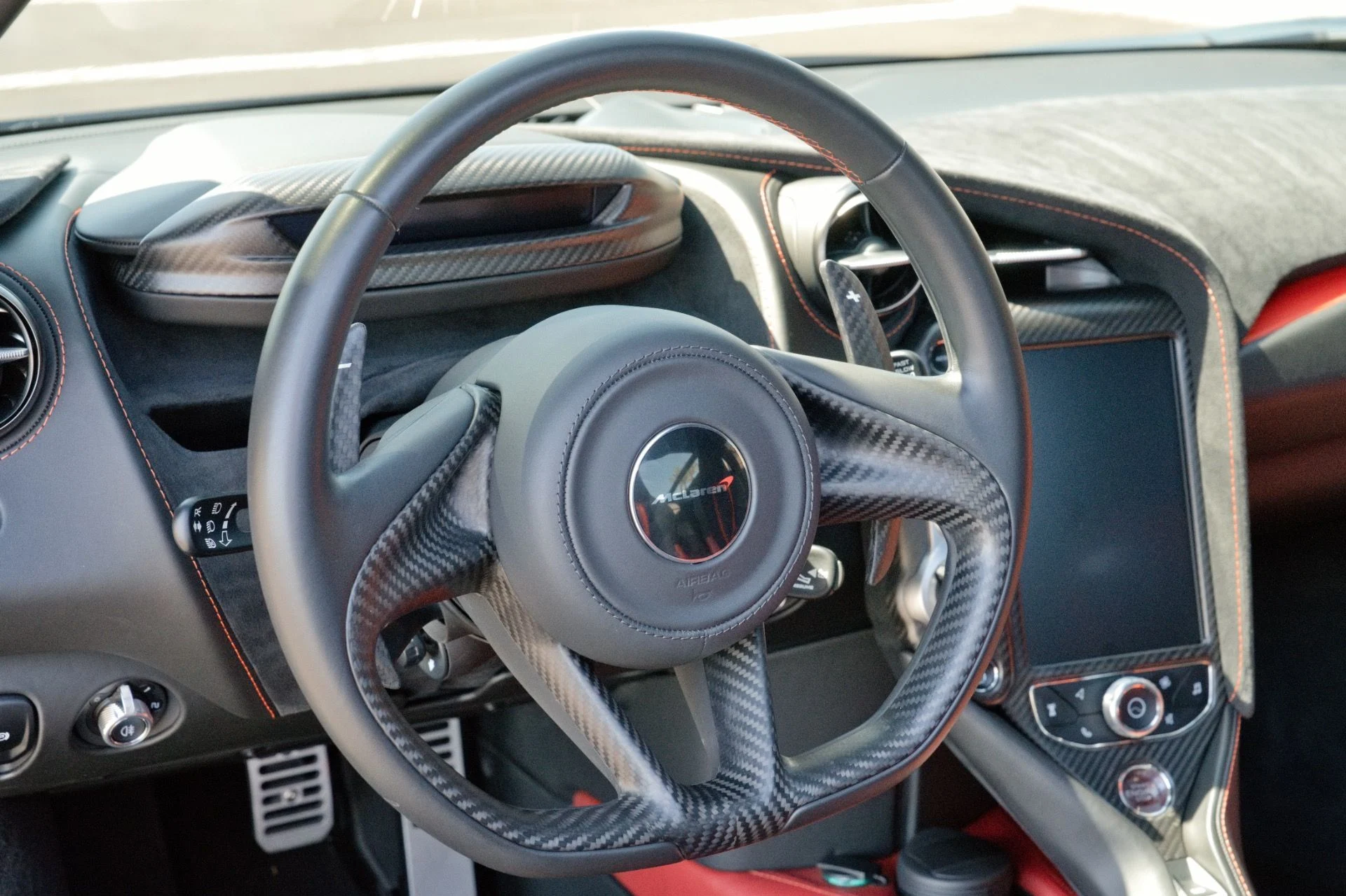 mph030_852538682_Used_2018_Mc_Laren_720_S_Performance_1787600128_600f5ce107