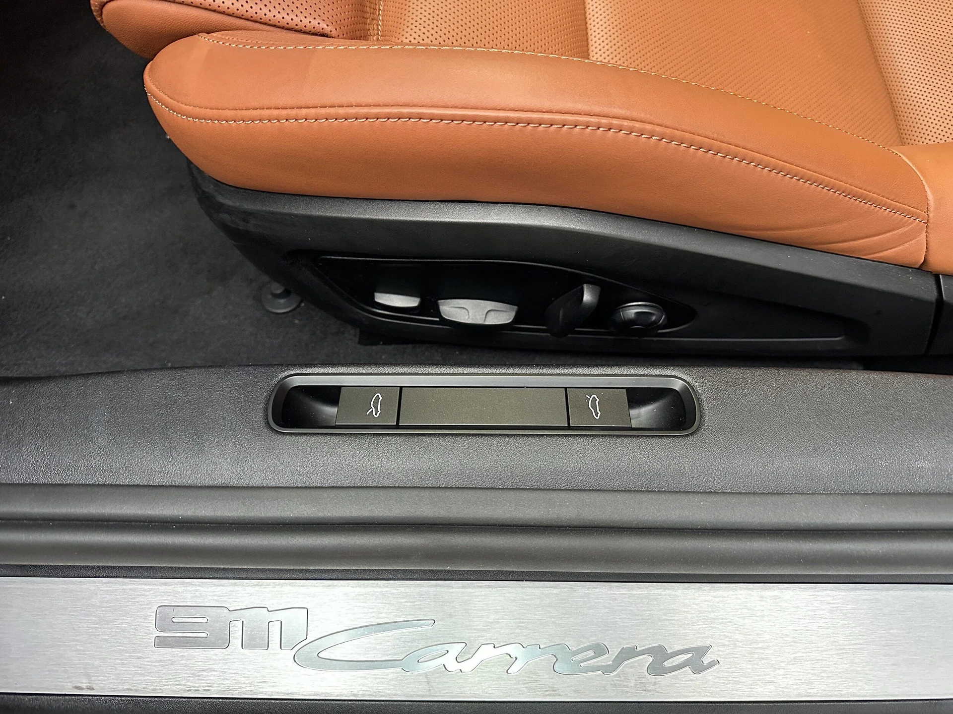 mph030_856868230_e9b941e1d4bb298c60346e870f2c3389x_605c4d9543