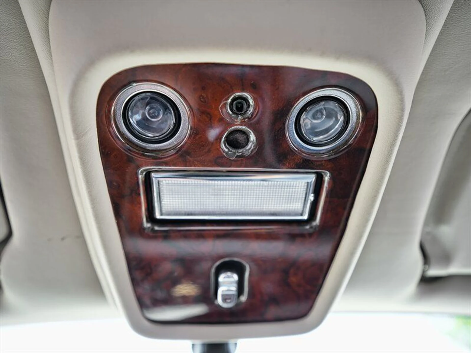 mph030_85792247_a57bad0e2a_800_17ad85a3b6