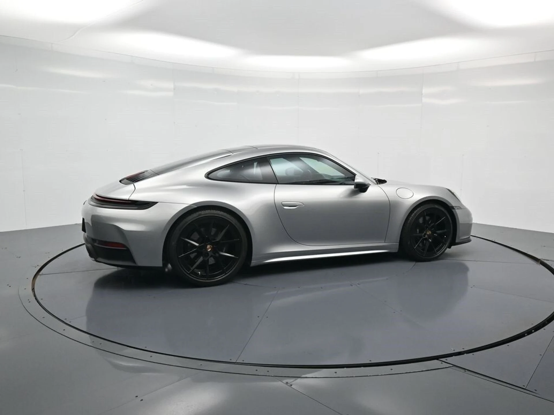 mph030_863975589_e35fa70465d23e411fe7e5b71a3d095cx_0496159b08