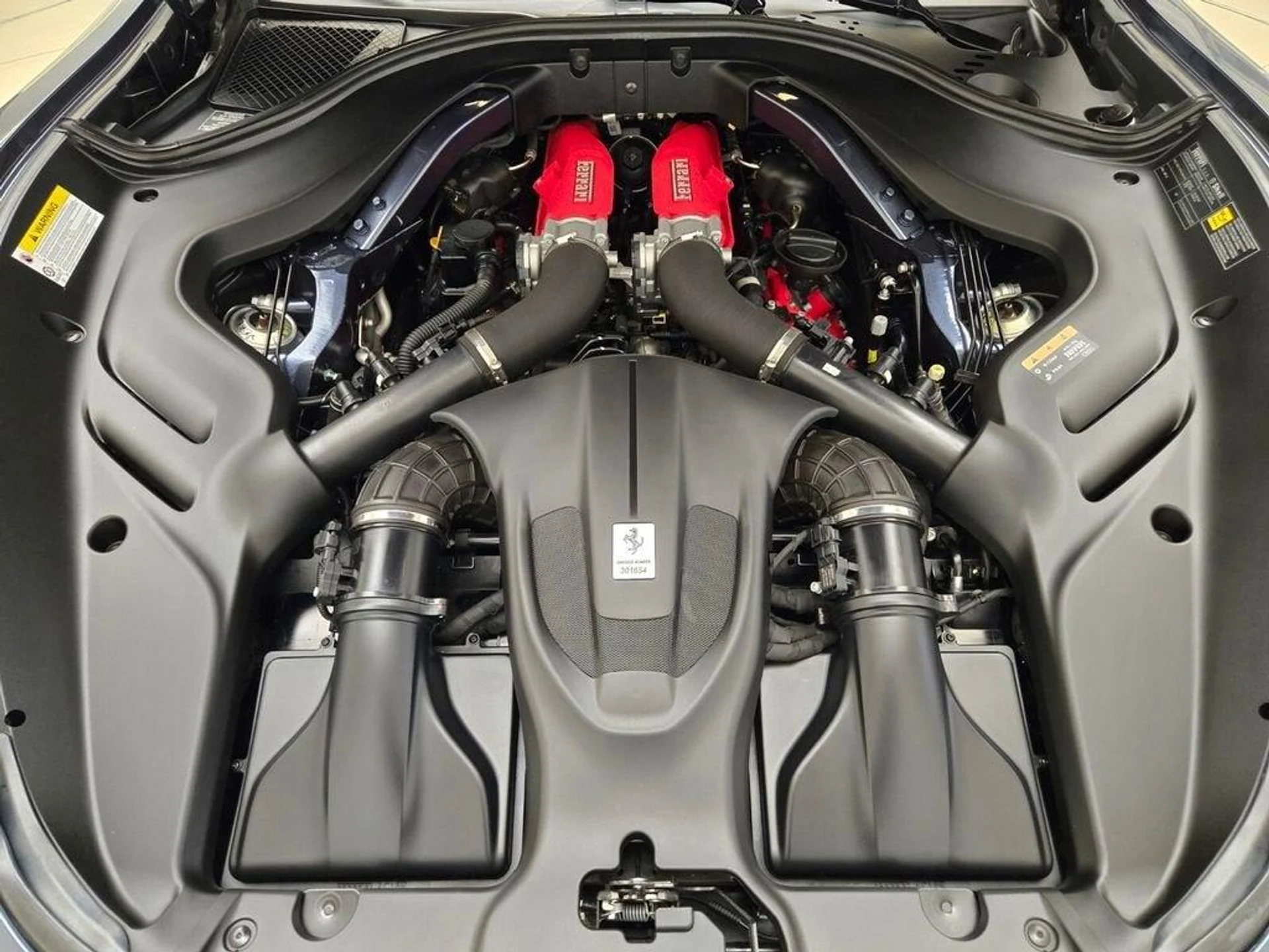 mph030_867272239_Used_2024_Ferrari_Roma_1778171810_beb65e8ab3