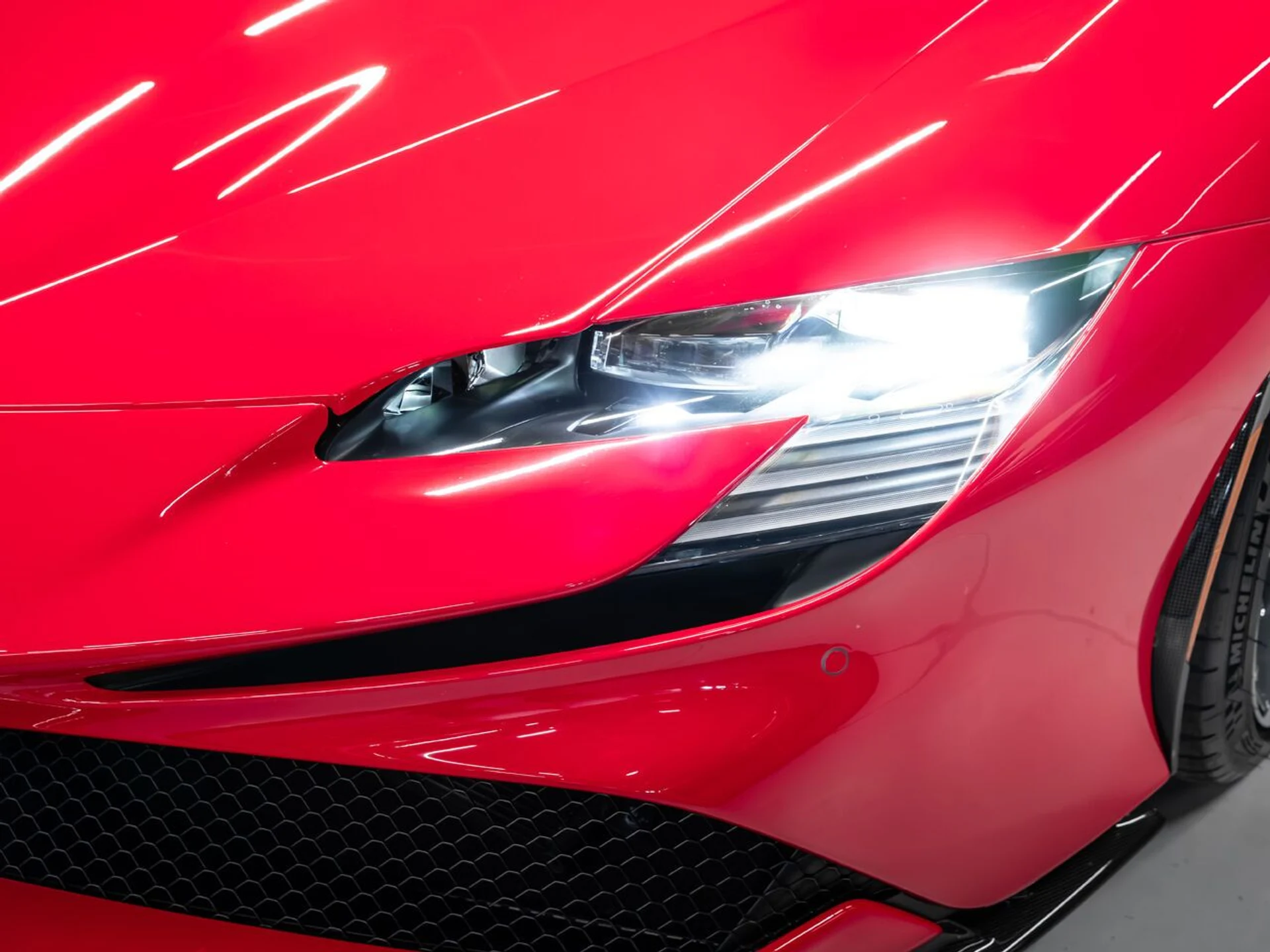 mph030_8685658_ferrari_sf90_stradale_2023_42dbfb510c