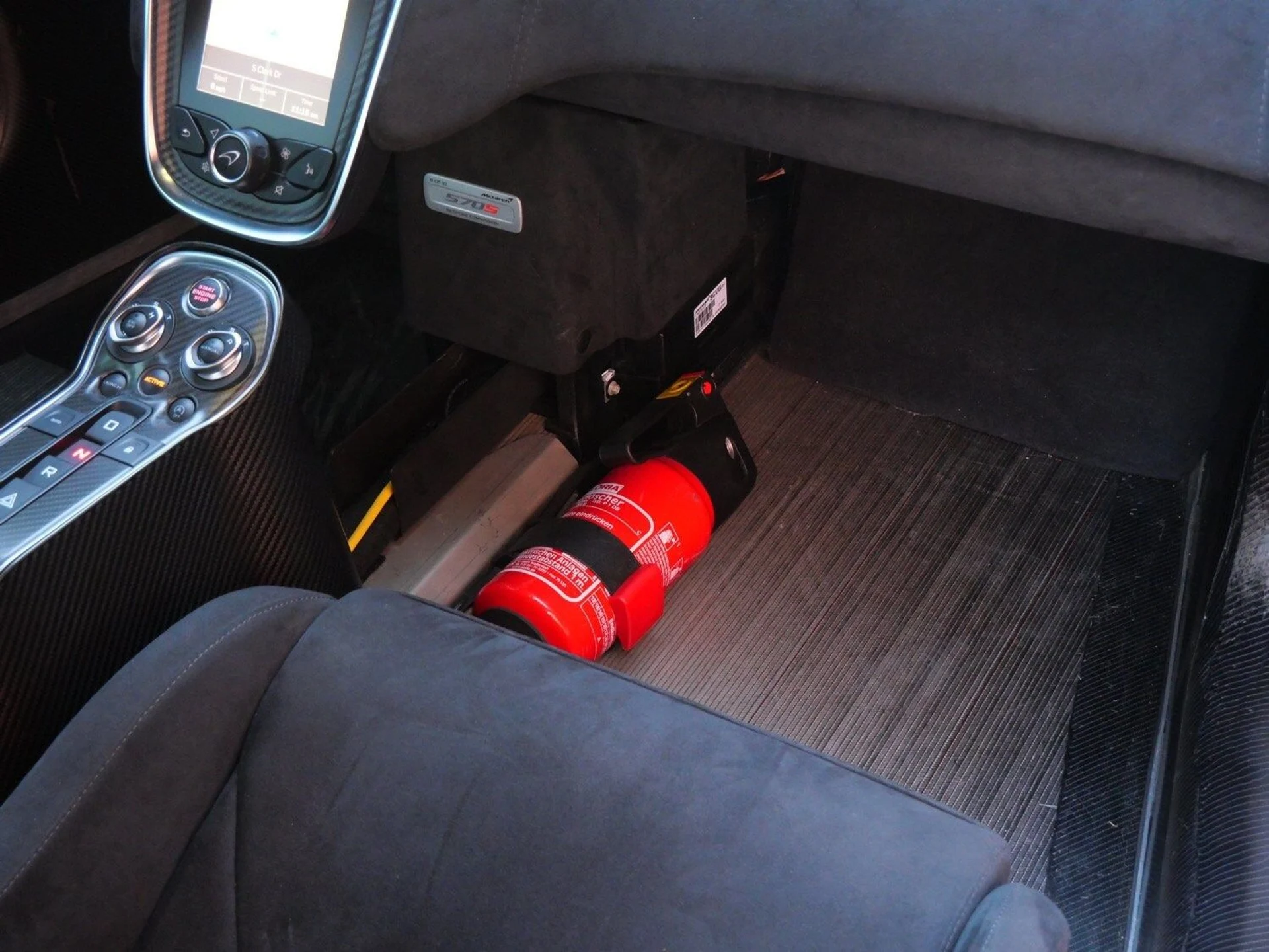 mph030_877914172_a675dca8ebcc824423653de64090bc7ex_0f57013539