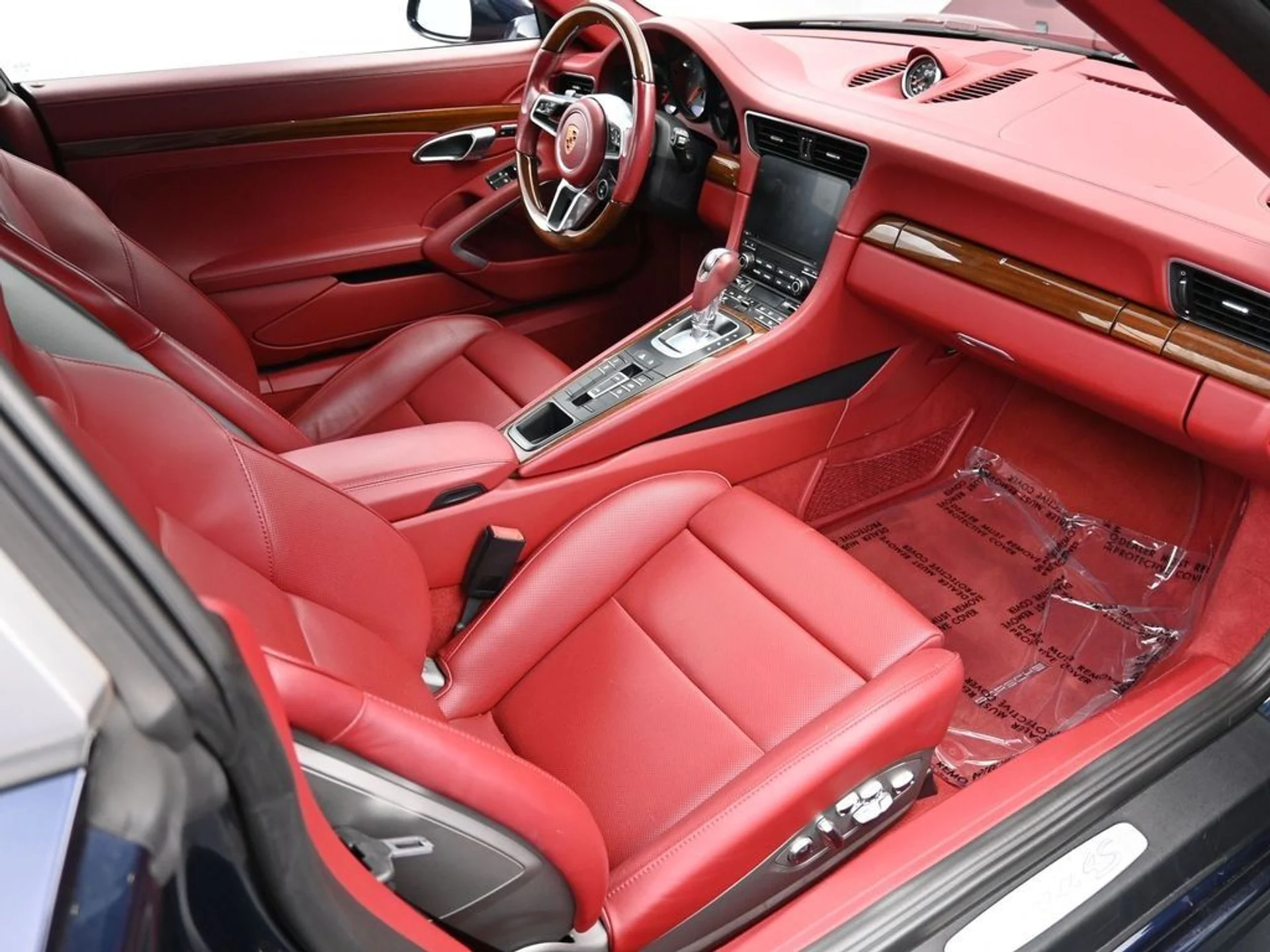 mph030_878703417_258f010797376ebed7036315b13aadae_5a250160b7