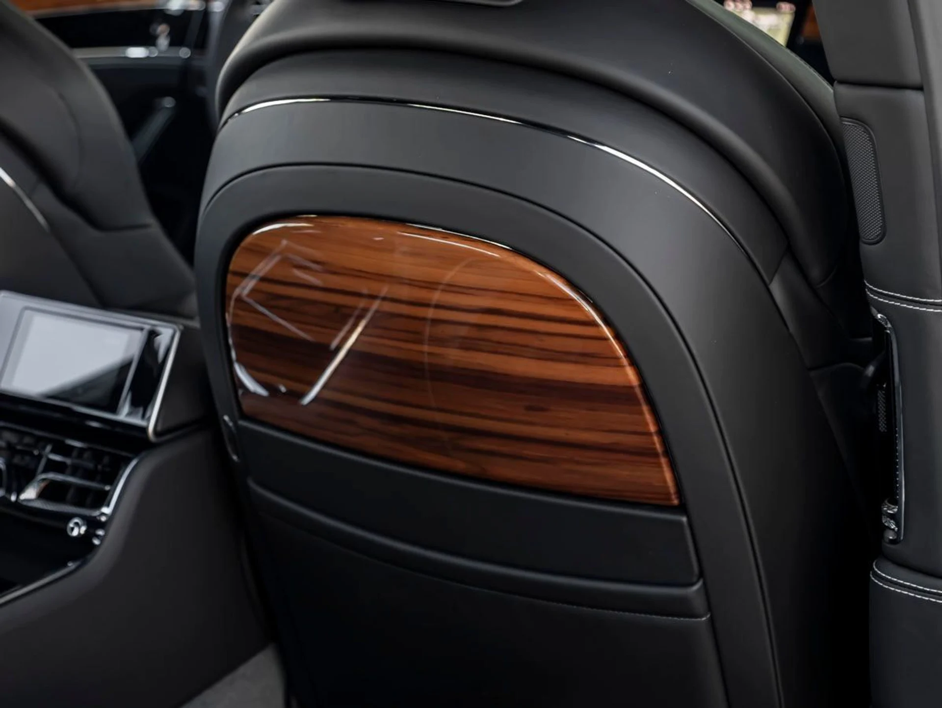 mph030_885094704_31_2d0240e095