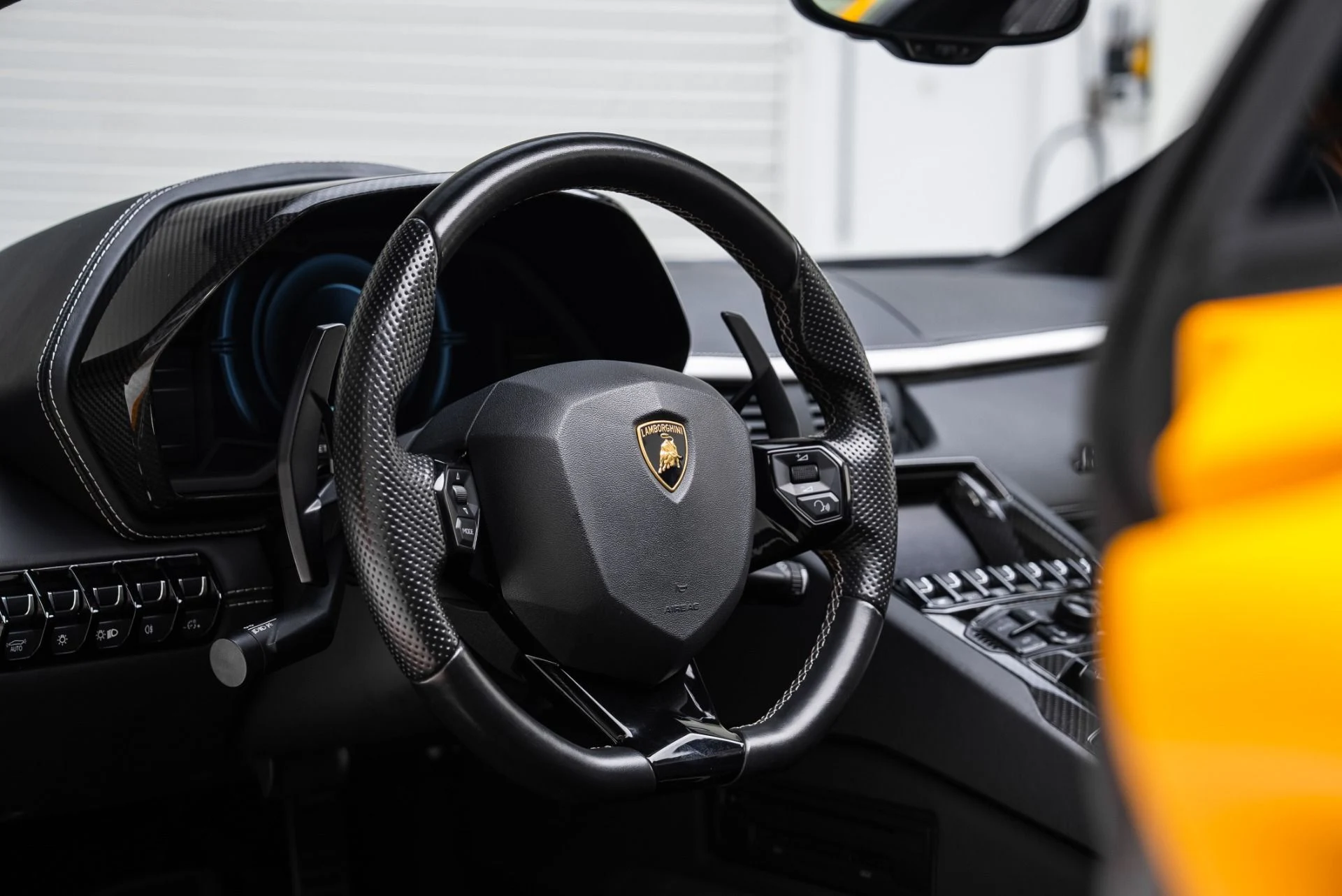 mph030_887861675_Used_2018_Lamborghini_Aventador_Roadster_LP_740_4_S_1767990844_9fb3e40231