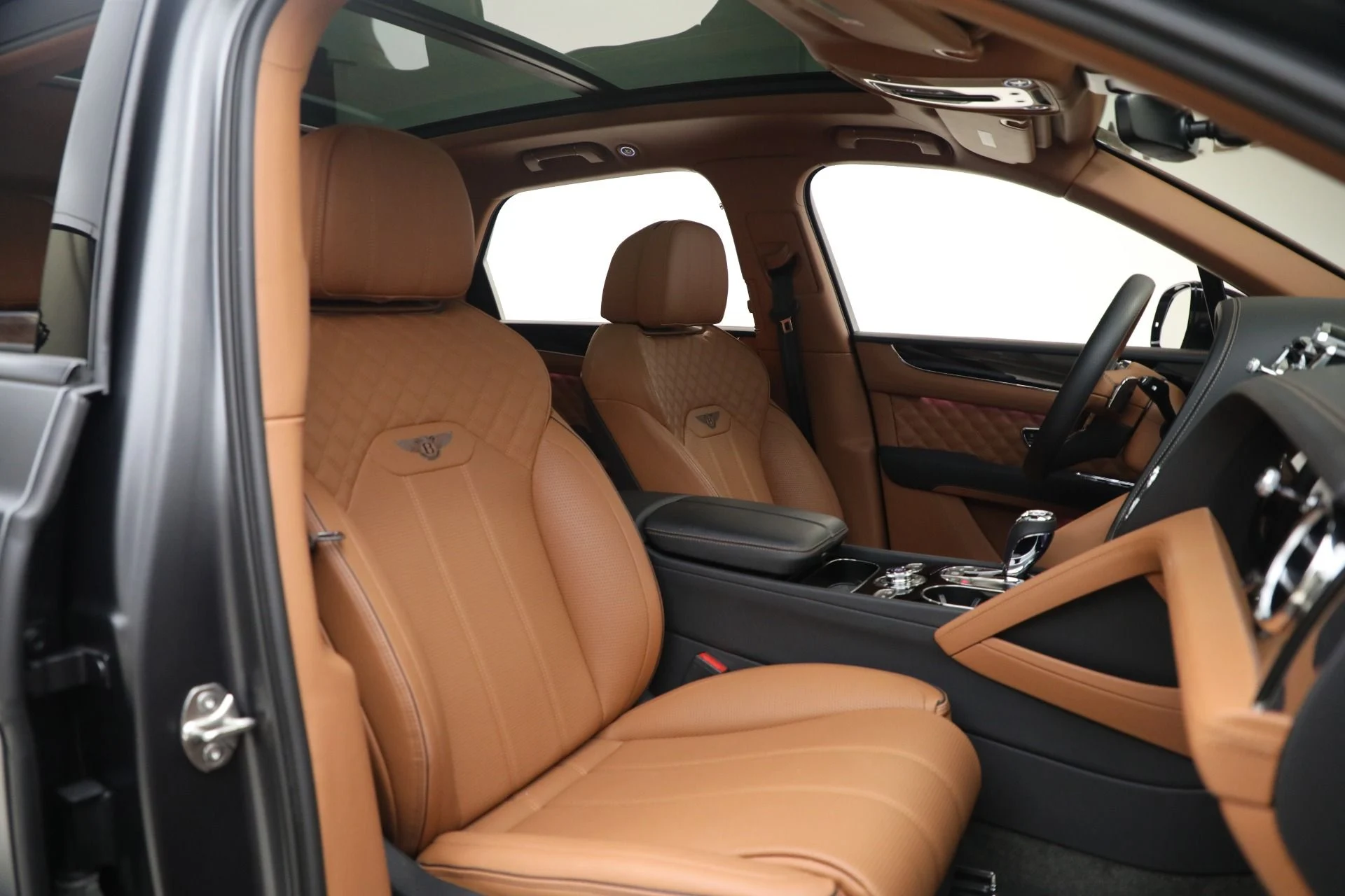 mph030_889897358_Used_2023_Bentley_Bentayga_S_V8_30fc91a625