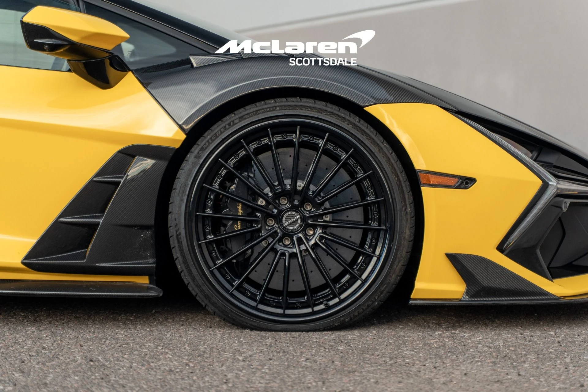 mph030_892238931_Used_2024_LAMBORGHINI_REVUELTO_1769456892_f5d4881068