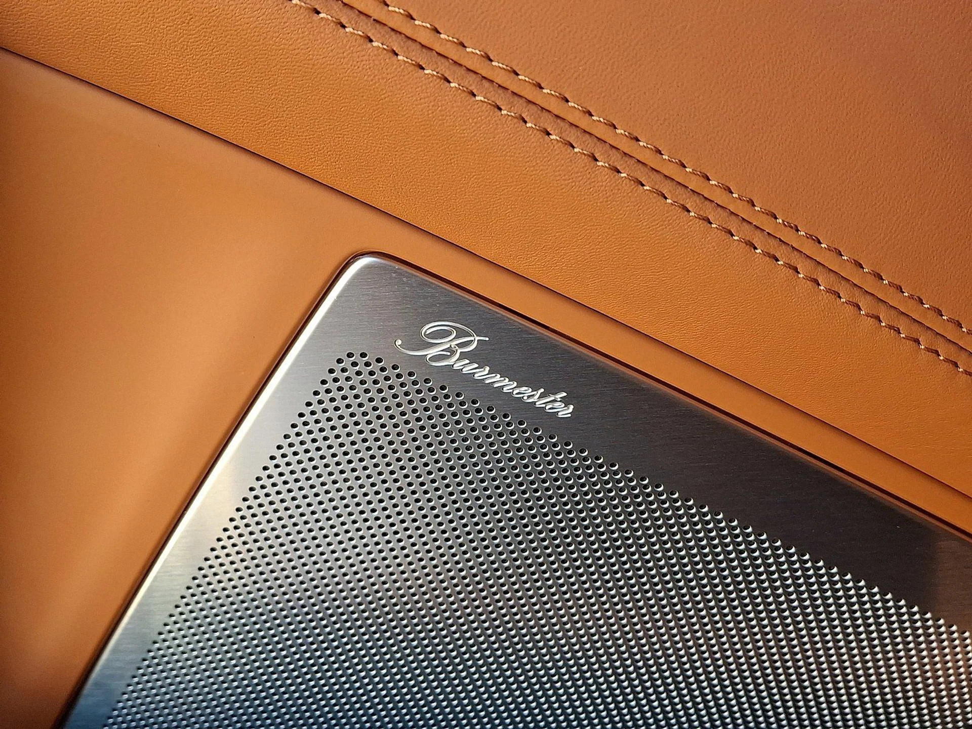 mph030_893189454_cd750d3f34d0b3f5279b3881b6413aea_64239b4904