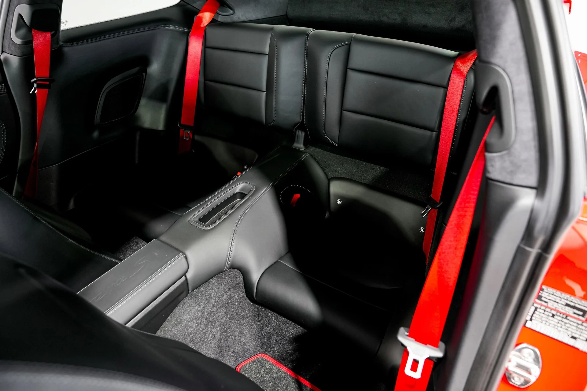 mph030_901919980_2c6e31396eb9d558a4af461542f38648x_389ed25c12