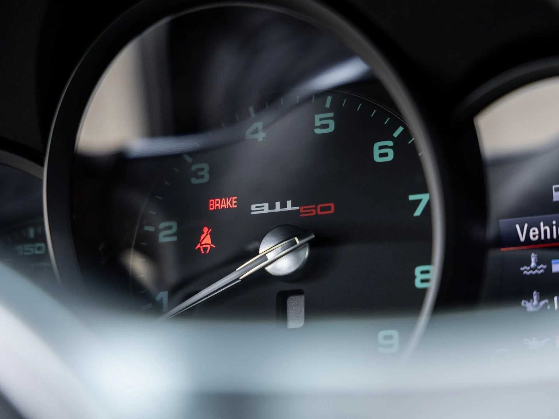 mph030_903711723_31_e74f87ca12