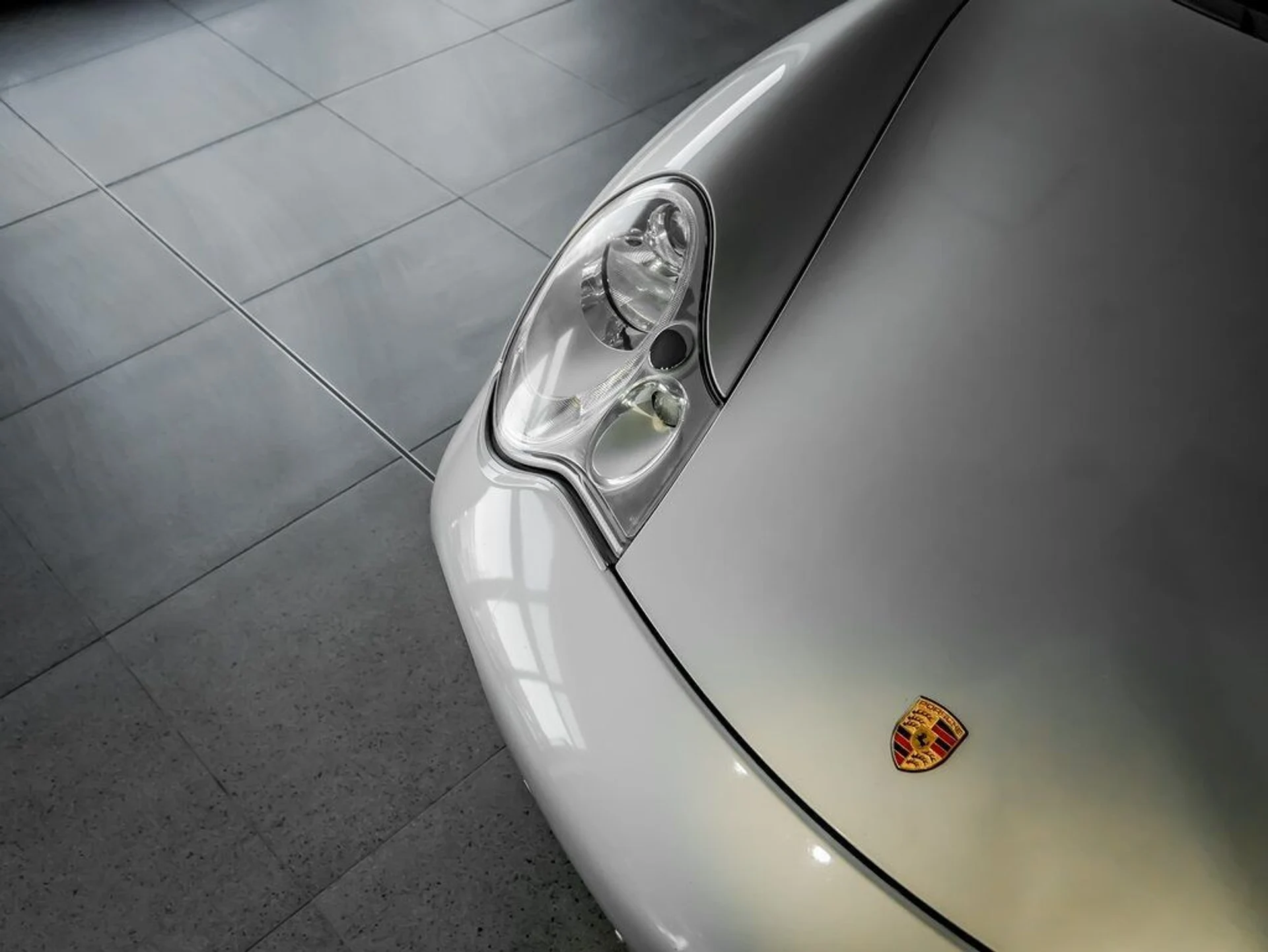 mph030_909311175_949184bad2dfc6ac468cd1291b236705_e8ece70734