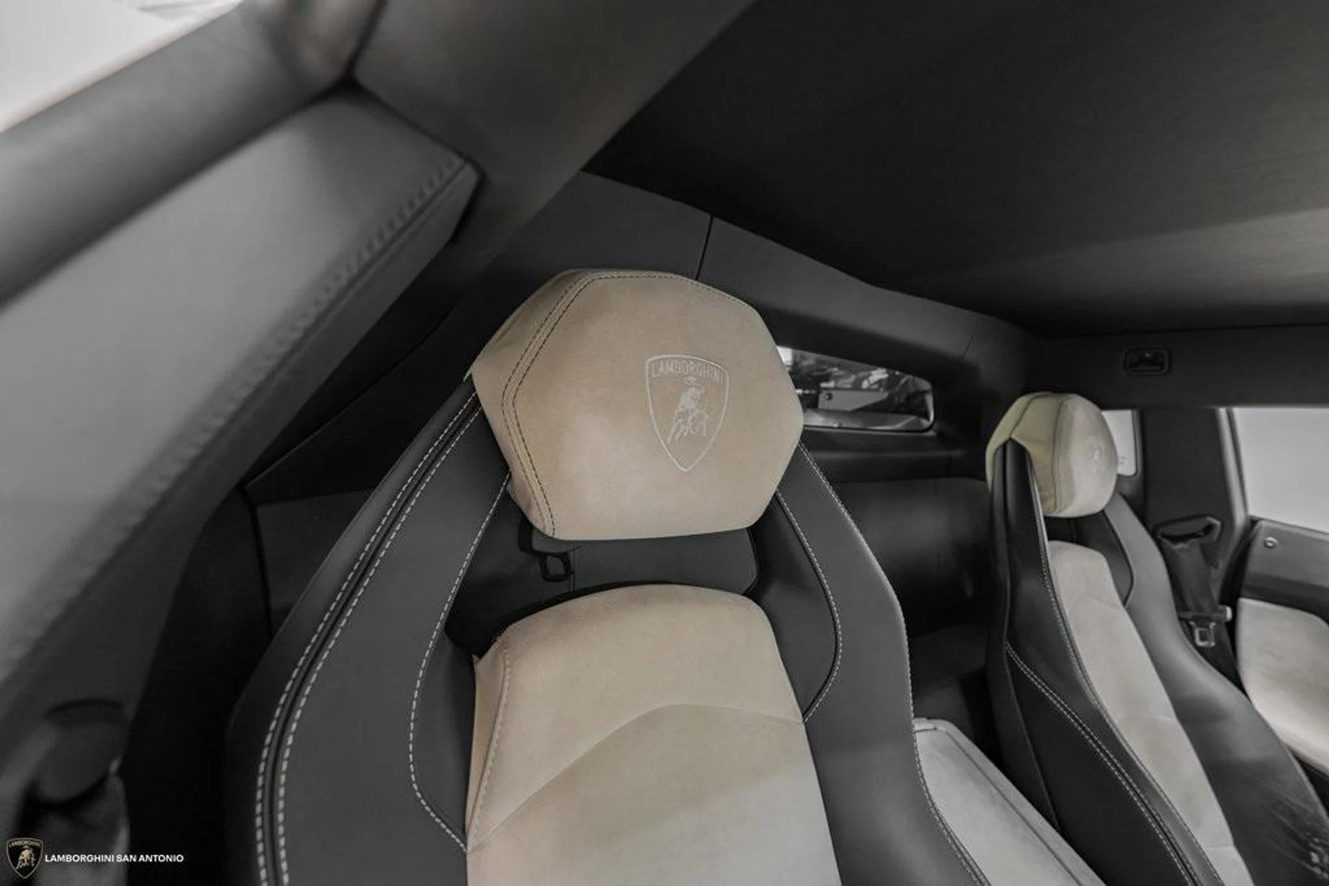 mph030_91403289_R_By9_8chv1rsr_N_Ow_MEOKNTB_1n_Dk_8bb145441c