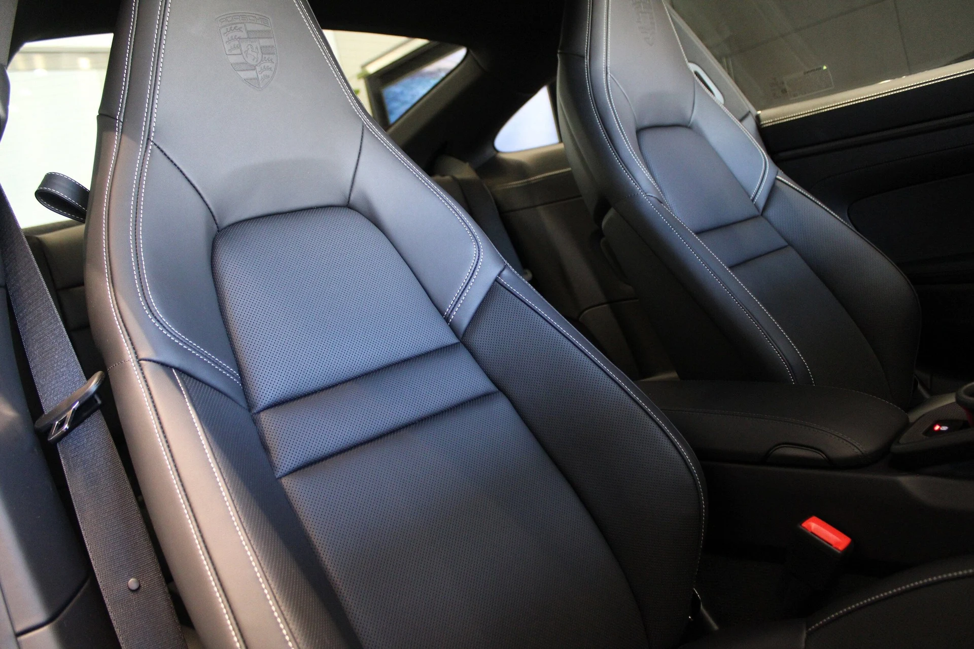 mph030_915437354_e9815f07ccdba6addf0f6419a3af107fx_81524d4440