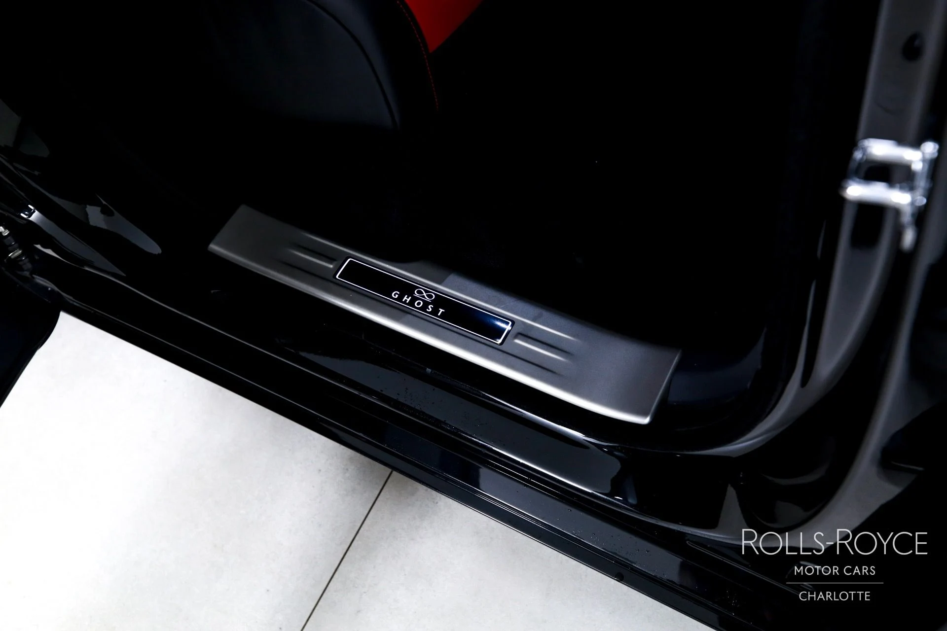 mph030_918598123_Used_2022_Rolls_Royce_Black_Badge_Ghost_1749920744_0440ba5513